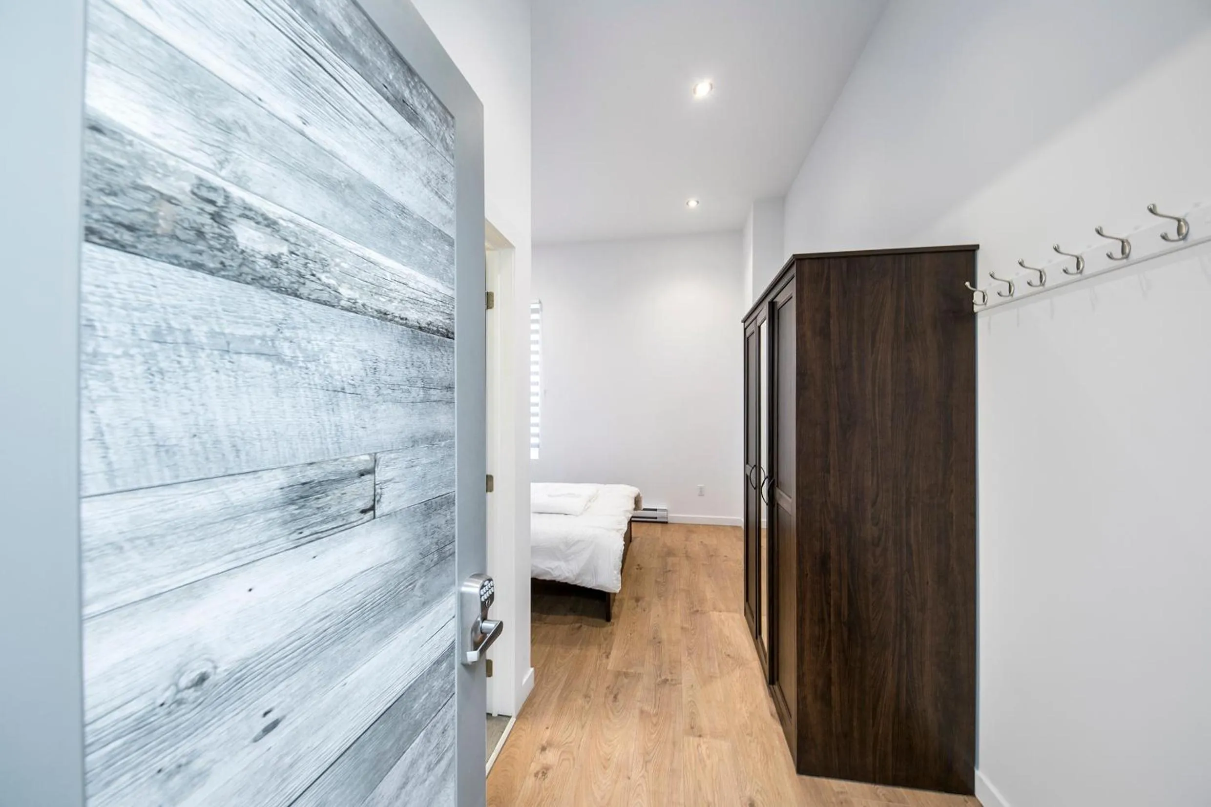 Bedroom, Bed in HoMa Homestay Hotel by Olympic Stadium Montreal Auberge-Hostel