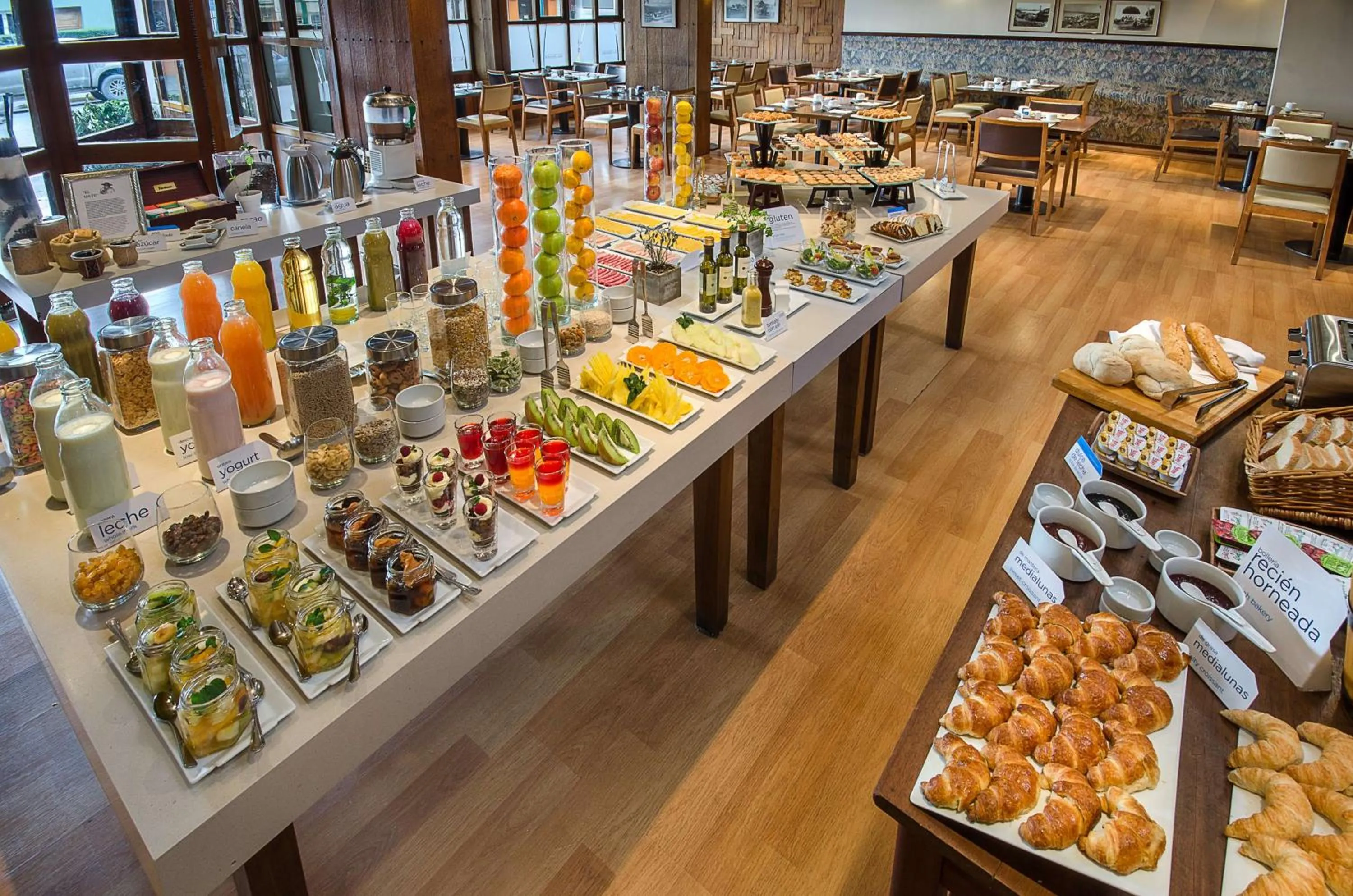 Breakfast in NH Bariloche Edelweiss