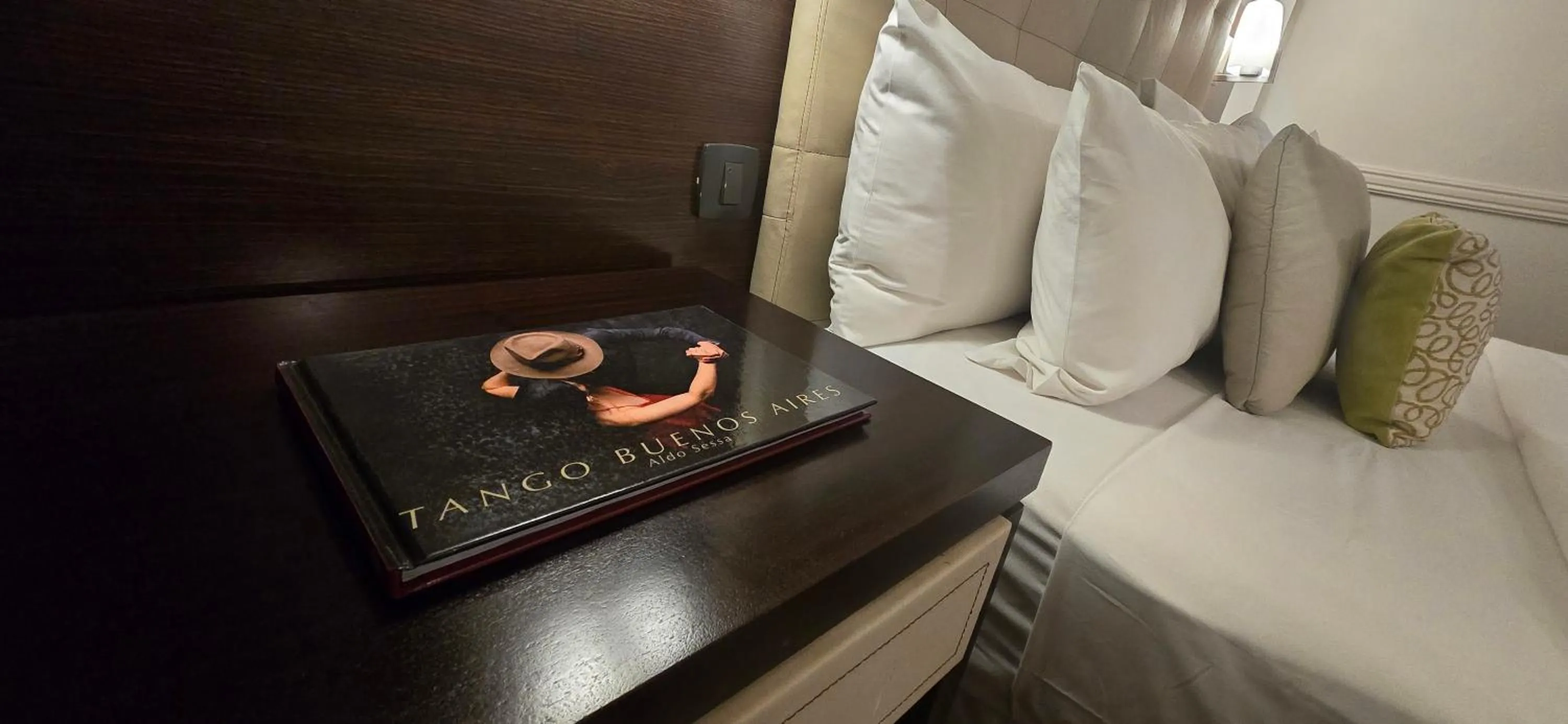 Bed in Ulises Recoleta Suites