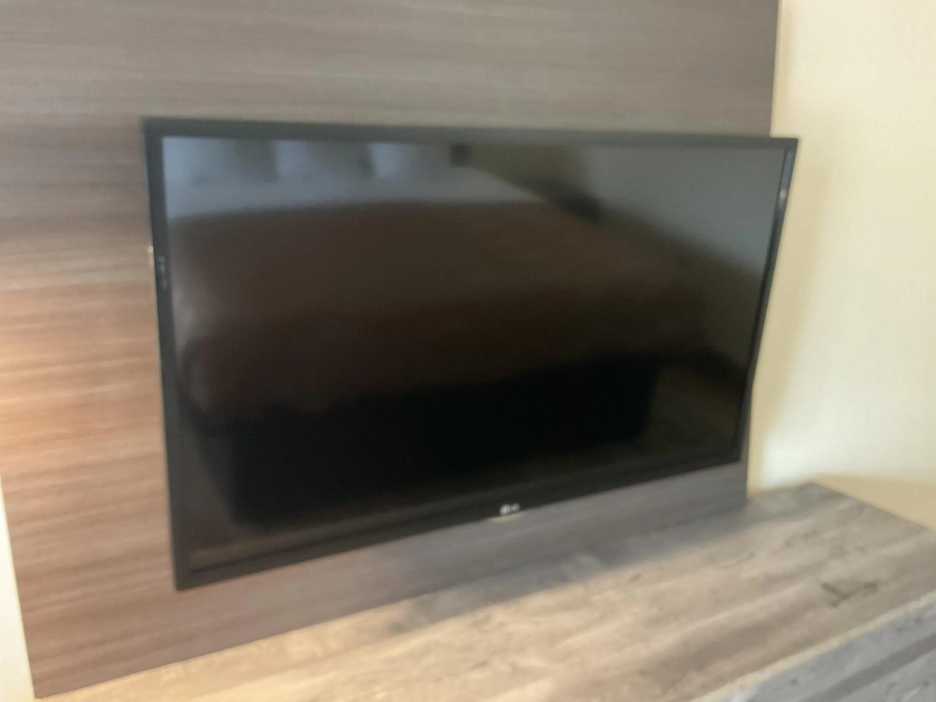 TV and multimedia in Travelodge by Wyndham Florida City/Homestead/Everglades