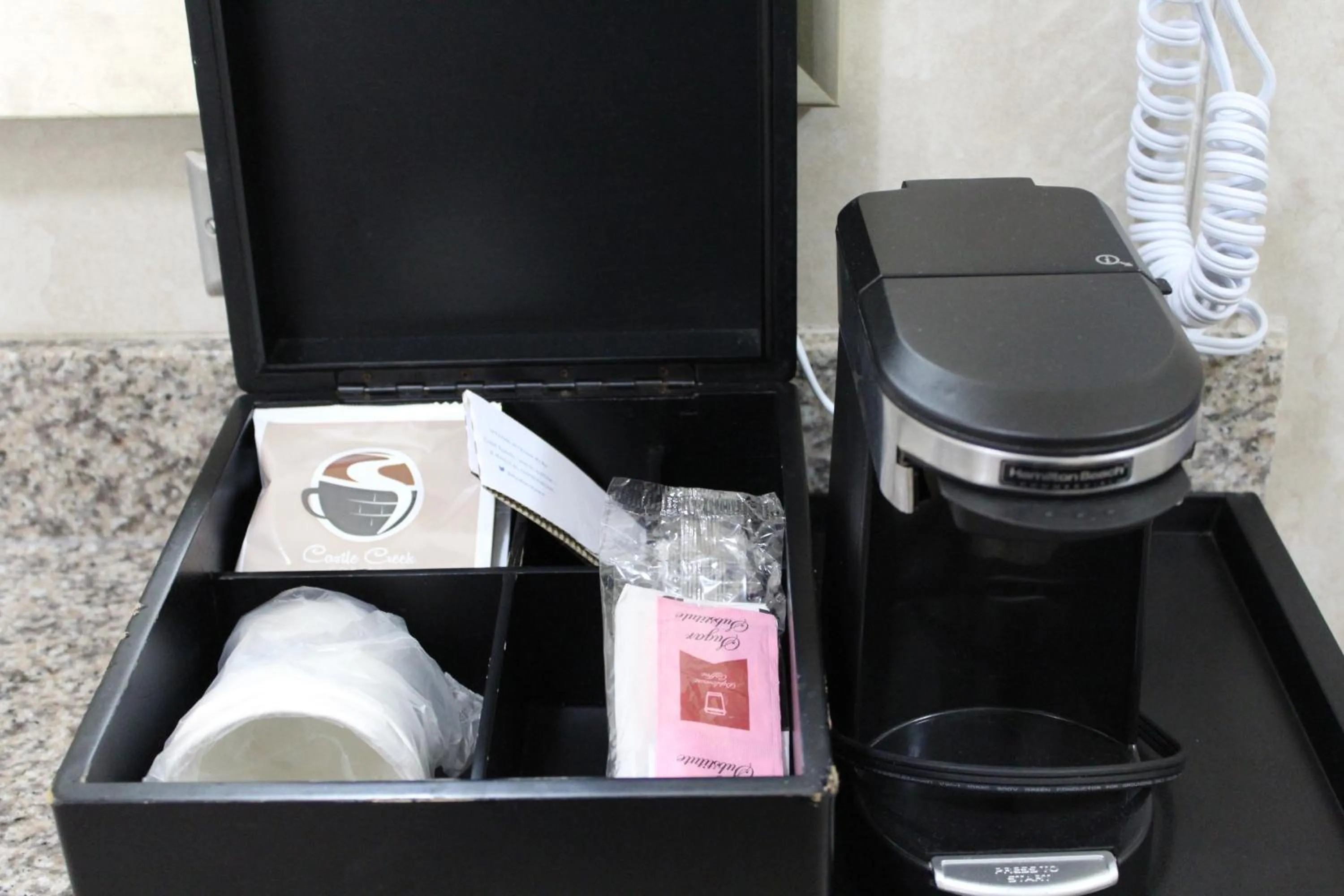 Coffee/tea facilities in Travelodge by Wyndham Florida City/Homestead/Everglades