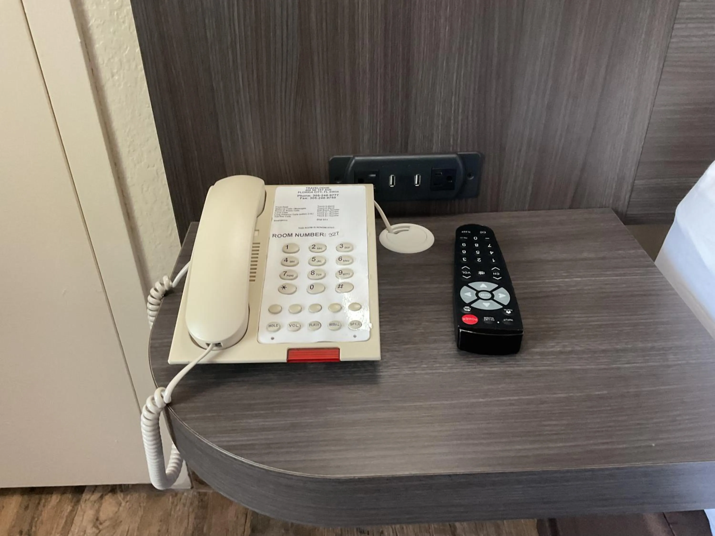 TV and multimedia in Travelodge by Wyndham Florida City/Homestead/Everglades