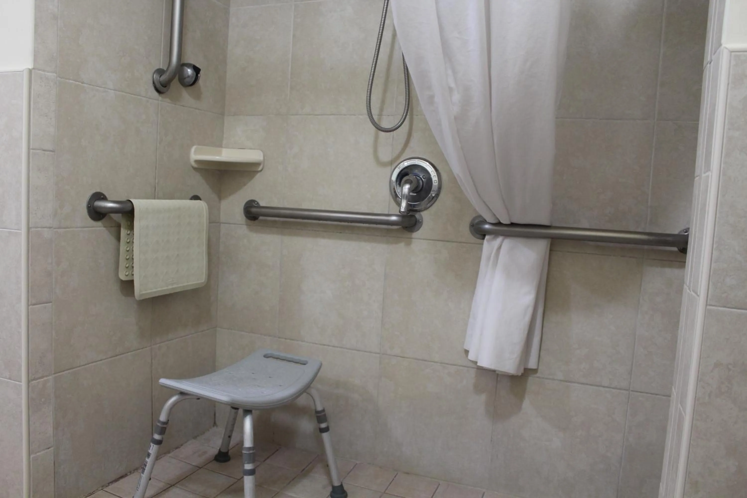 Shower in Travelodge by Wyndham Florida City/Homestead/Everglades