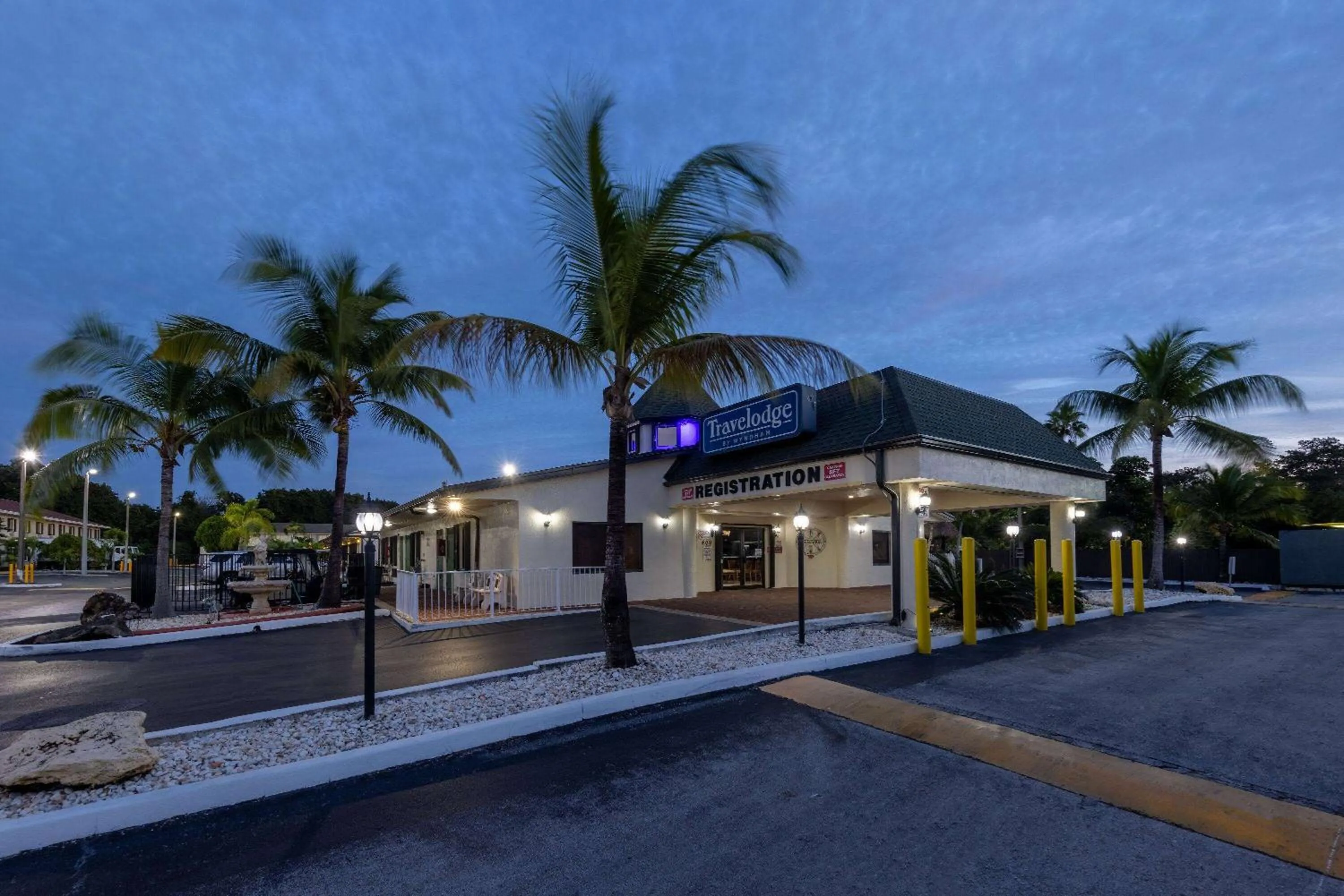 Property building in Travelodge by Wyndham Florida City/Homestead/Everglades