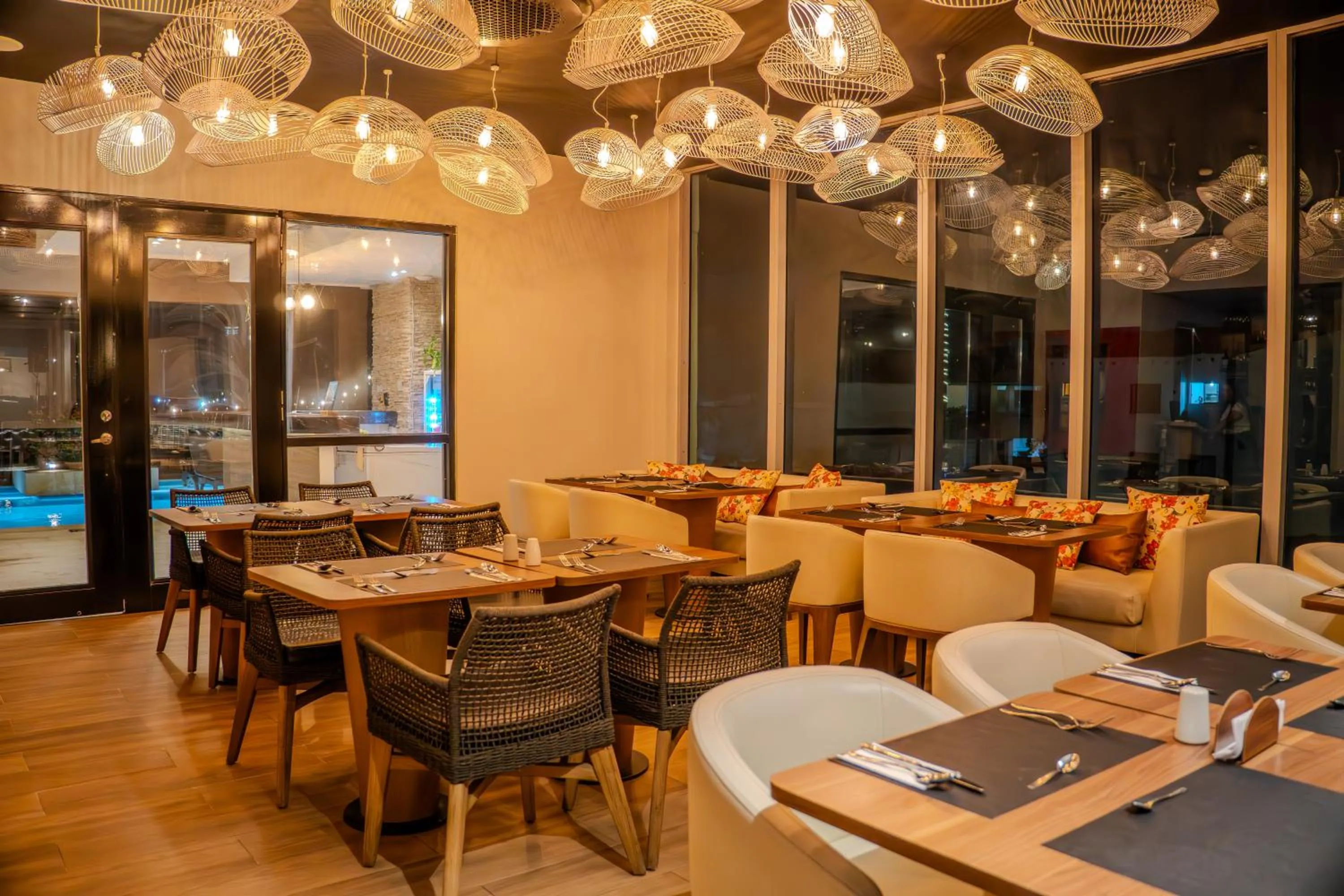 Restaurant/places to eat in Hotel Boutique Maree