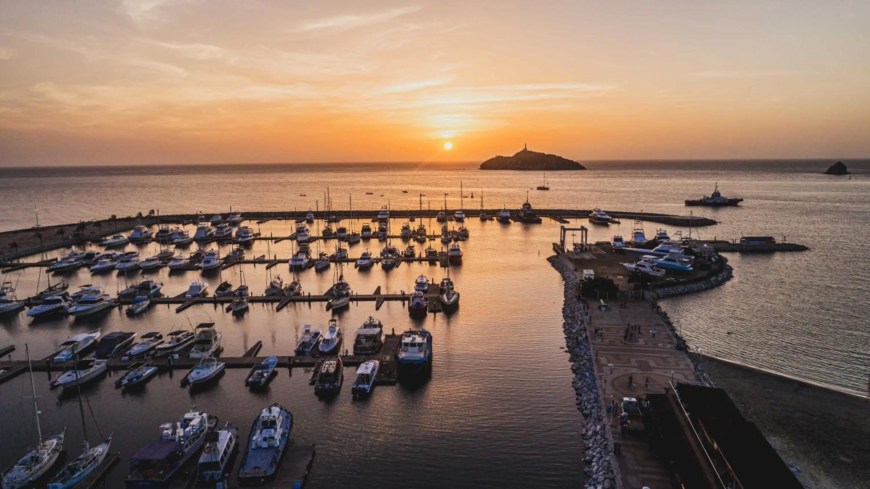 Sunset in Alko Hotel Cotona