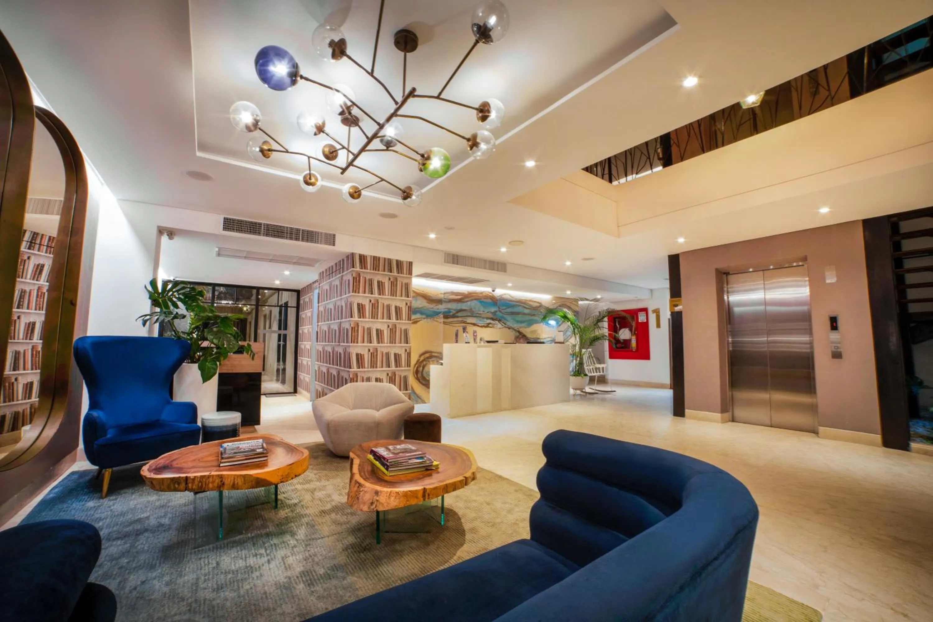 Lobby or reception in Alko Hotel Cotona