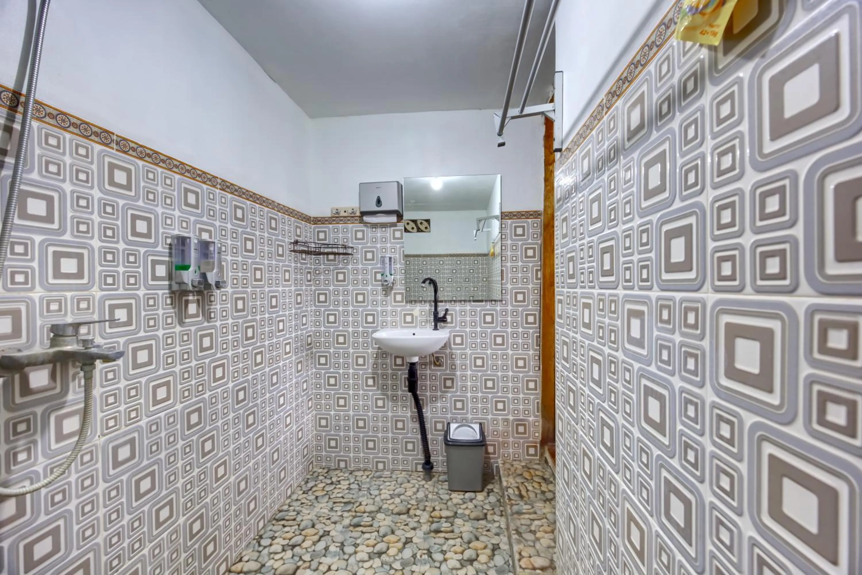 Shower in Santen Beach Bungalows
