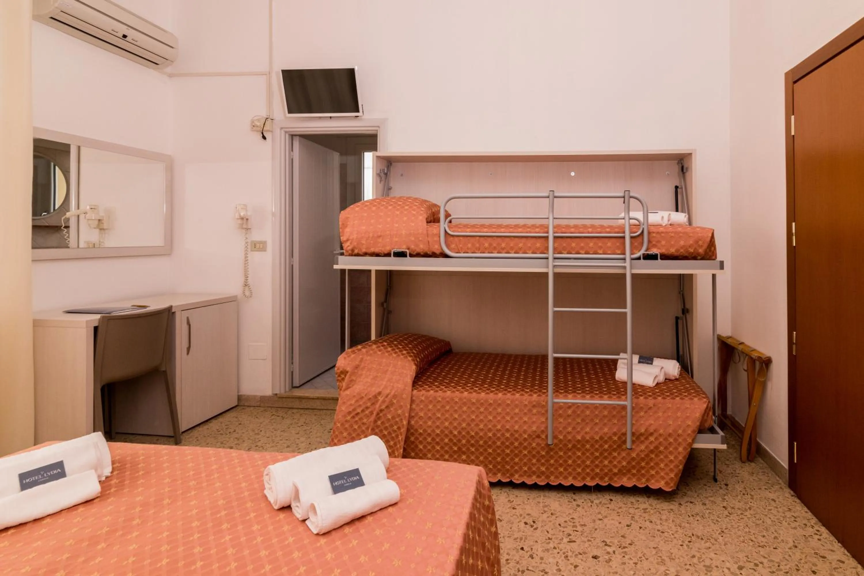 Bedroom, Bed in Hotel Lydia