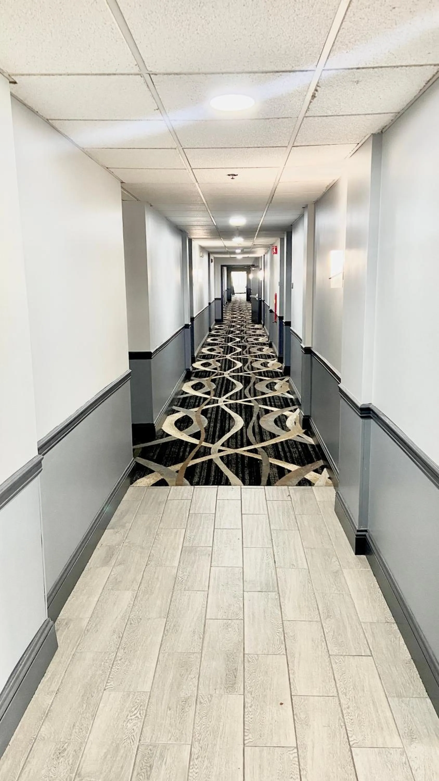 Executive East Syracuse Hotel