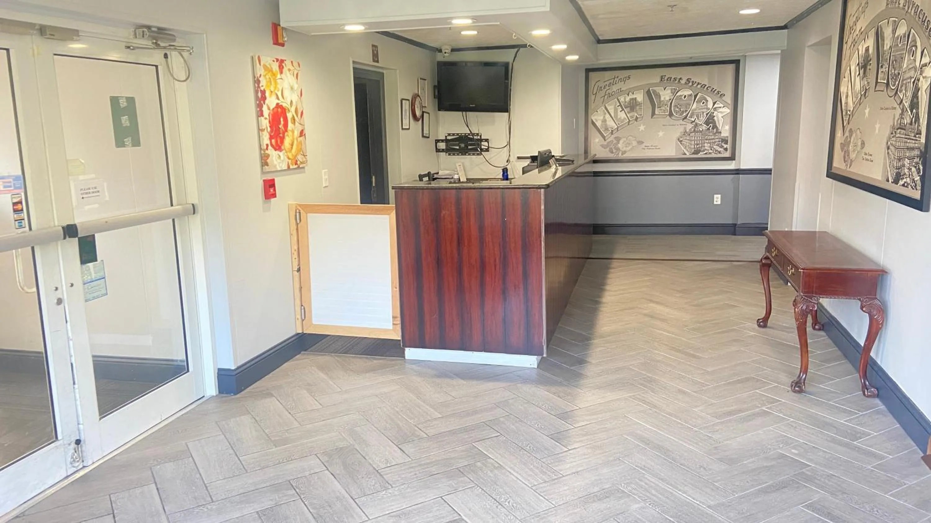 Executive East Syracuse Hotel