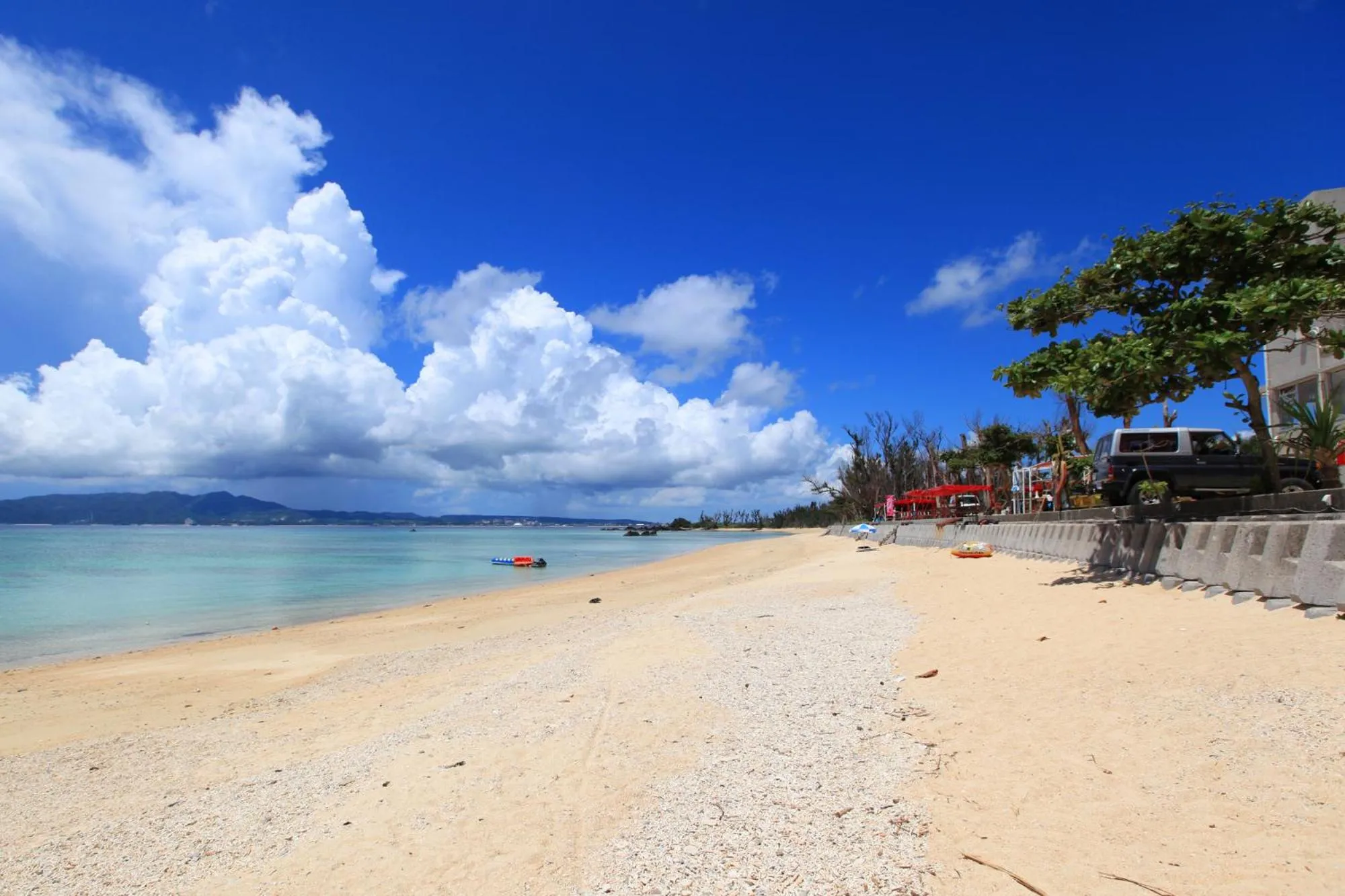 Beach in E-horizon Resort 名護