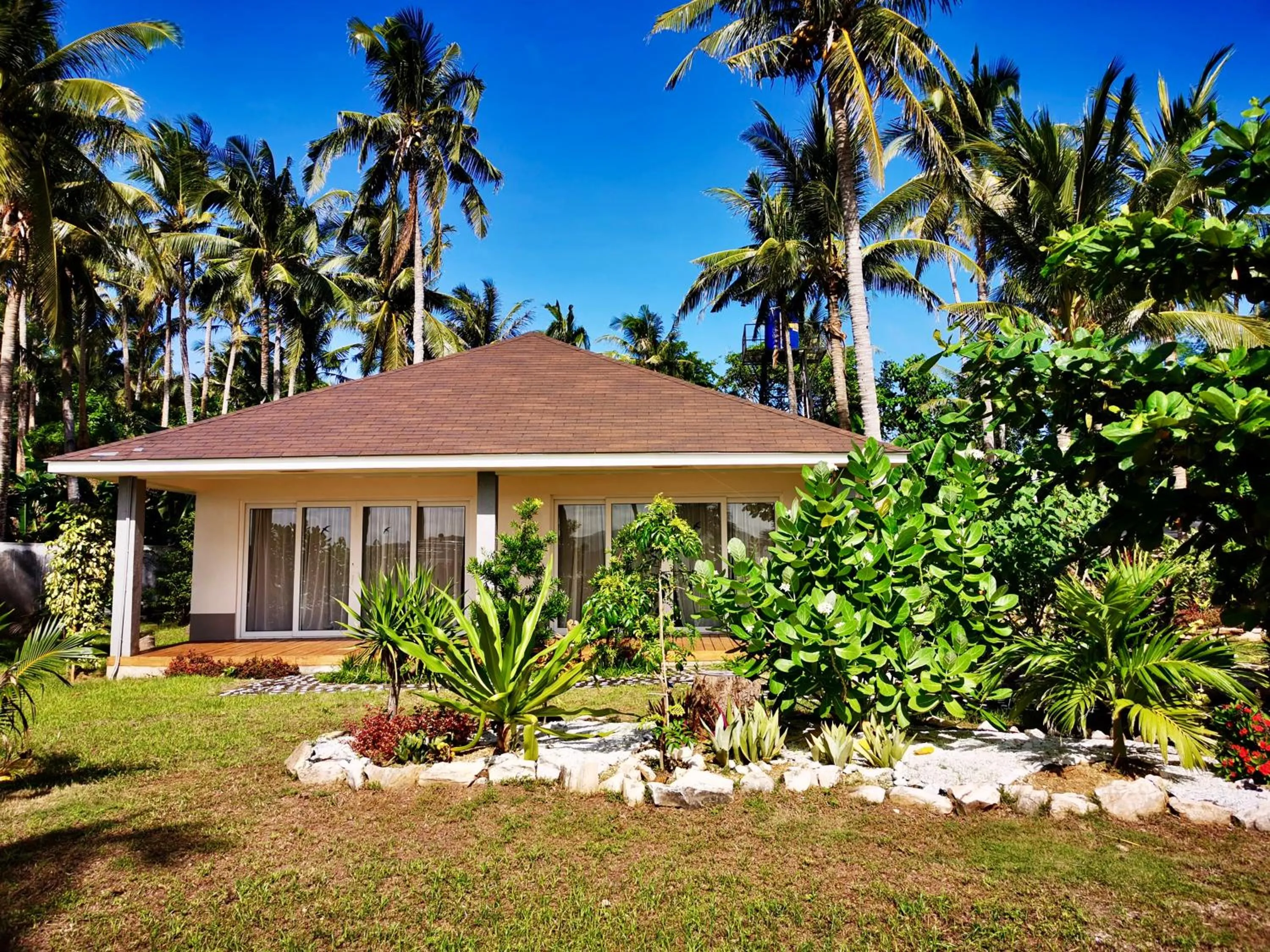 Day in Sunset Cove Beach & Dive Resort