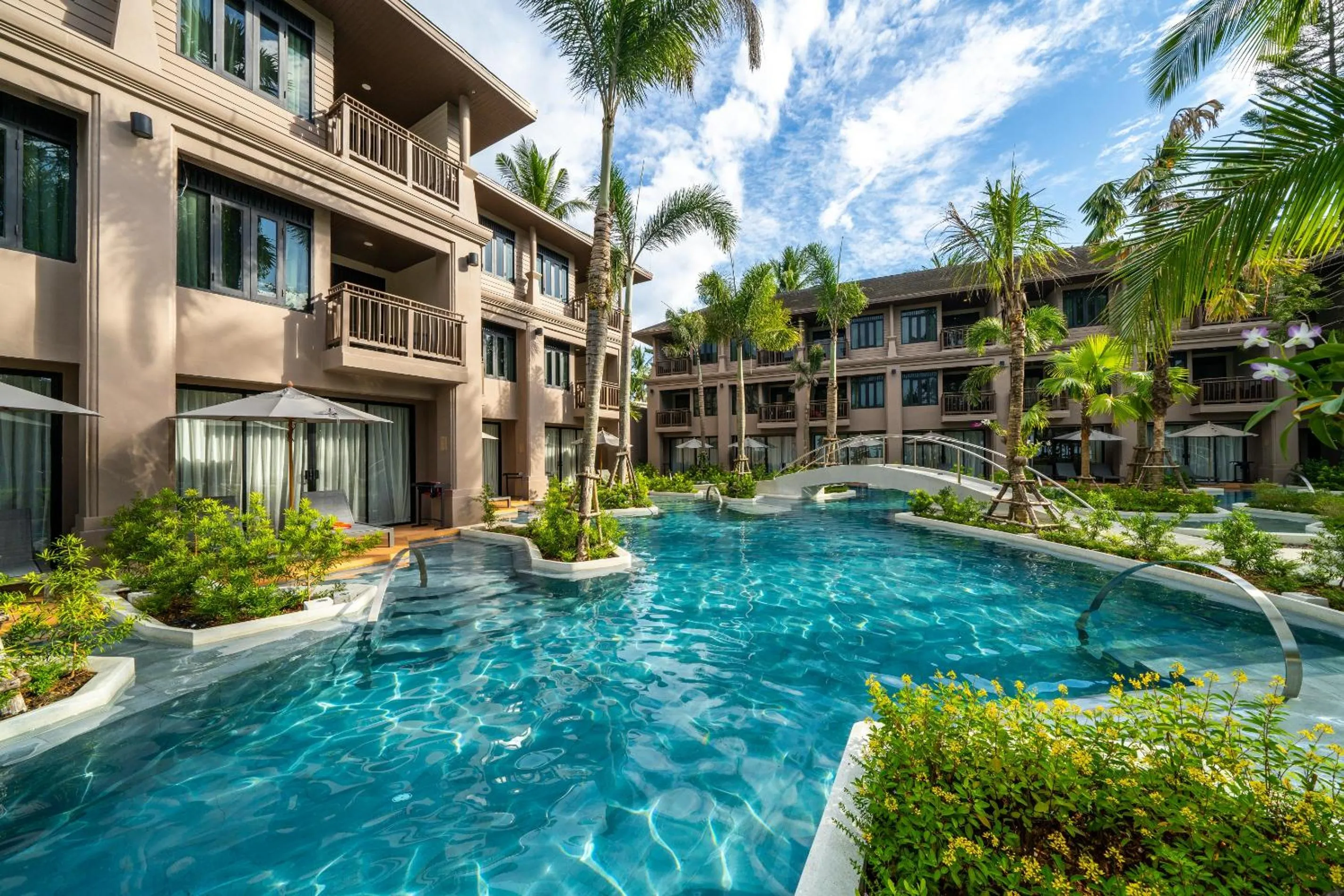 Property building in La Flora Khao Lak - SHA Extra Plus