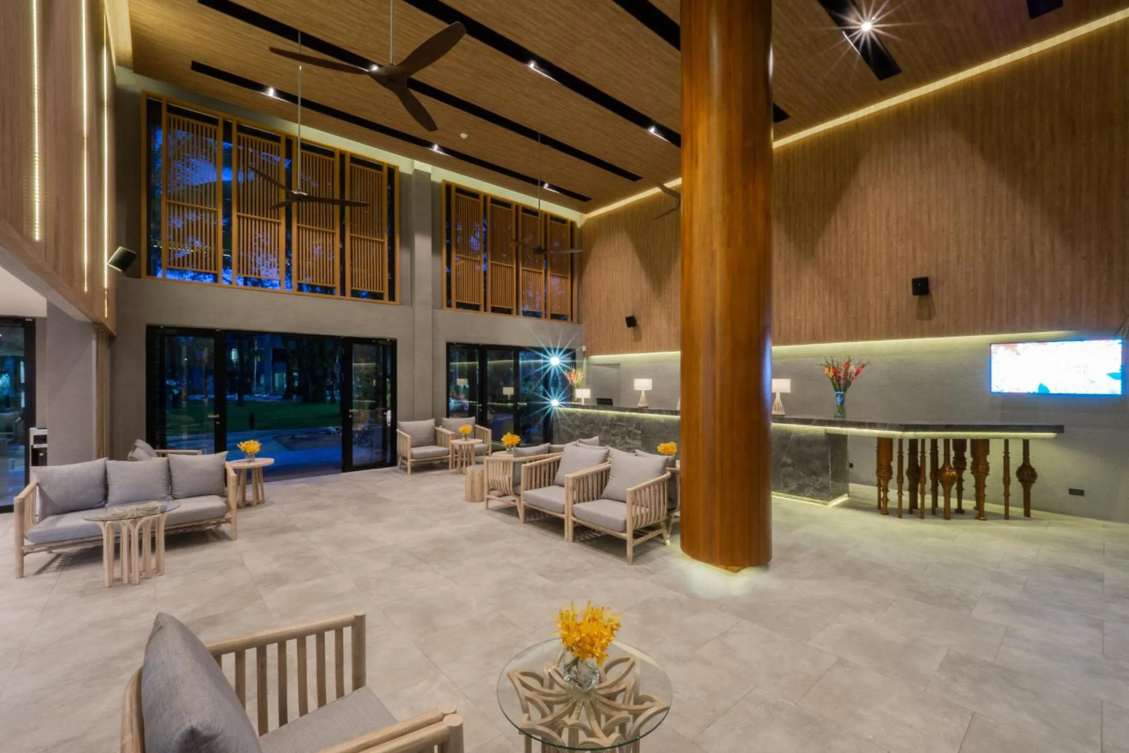 Lobby or reception in La Flora Khao Lak - SHA Extra Plus