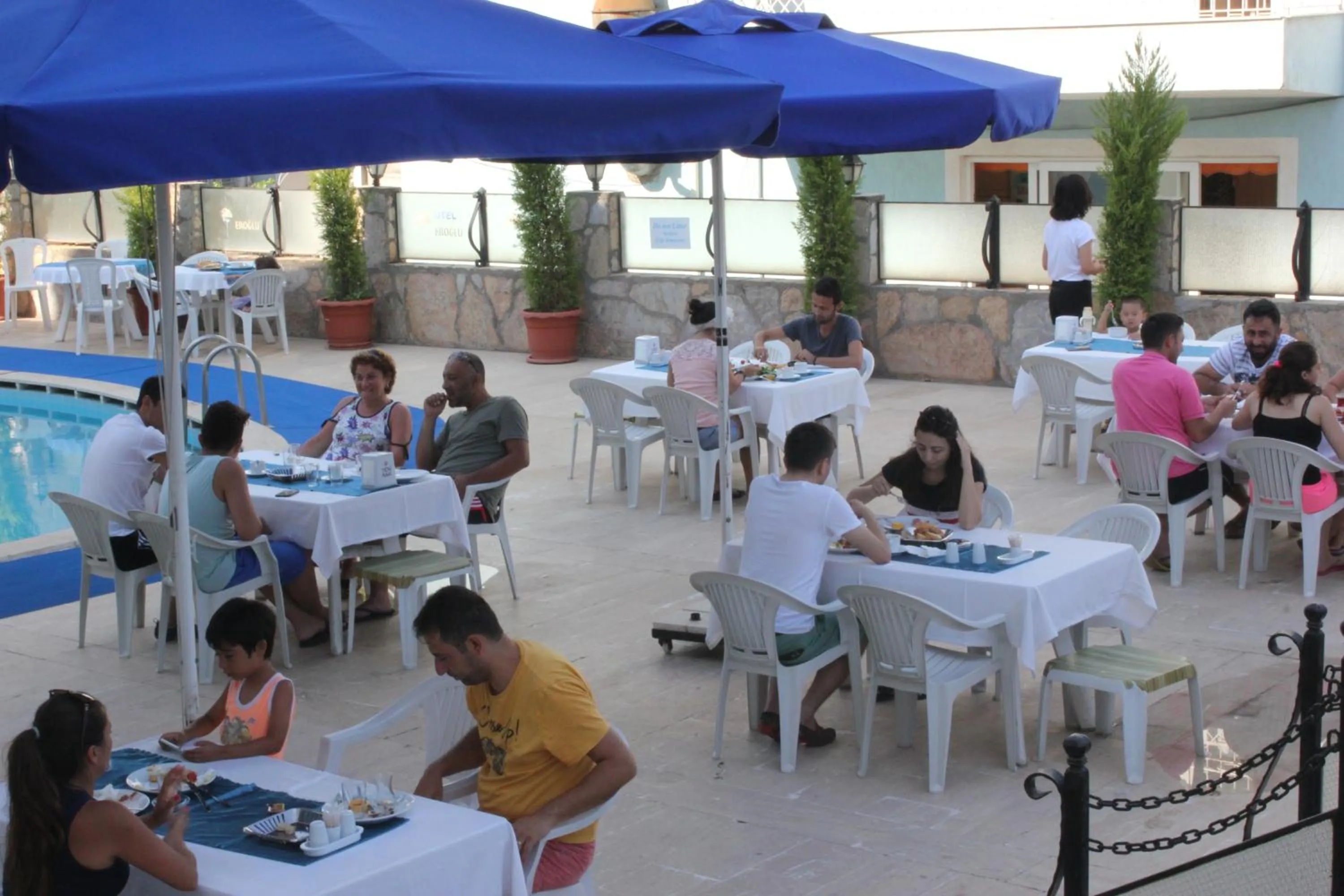 Food and drinks in Eroglu City Hotel