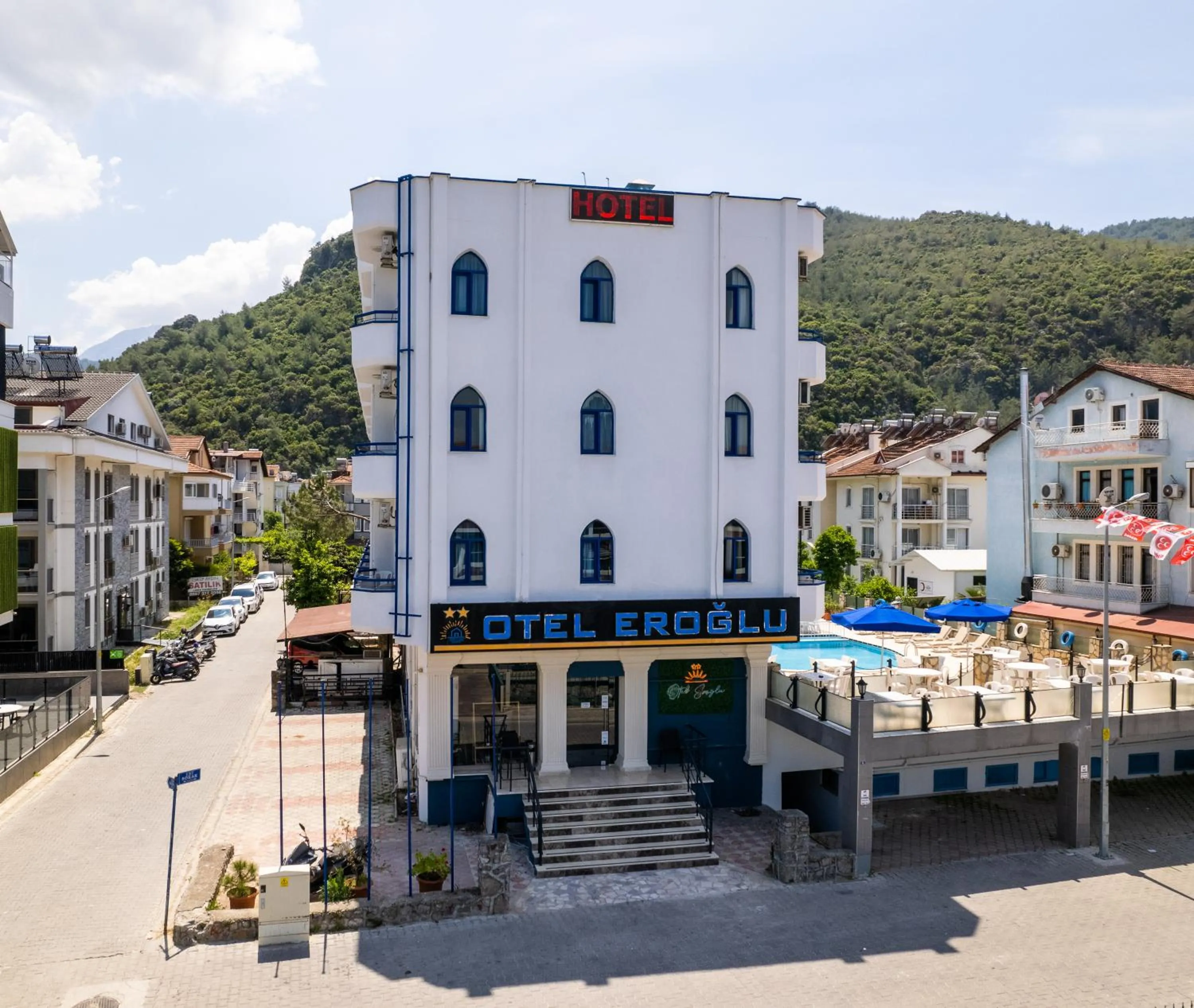 Property building in Eroglu City Hotel