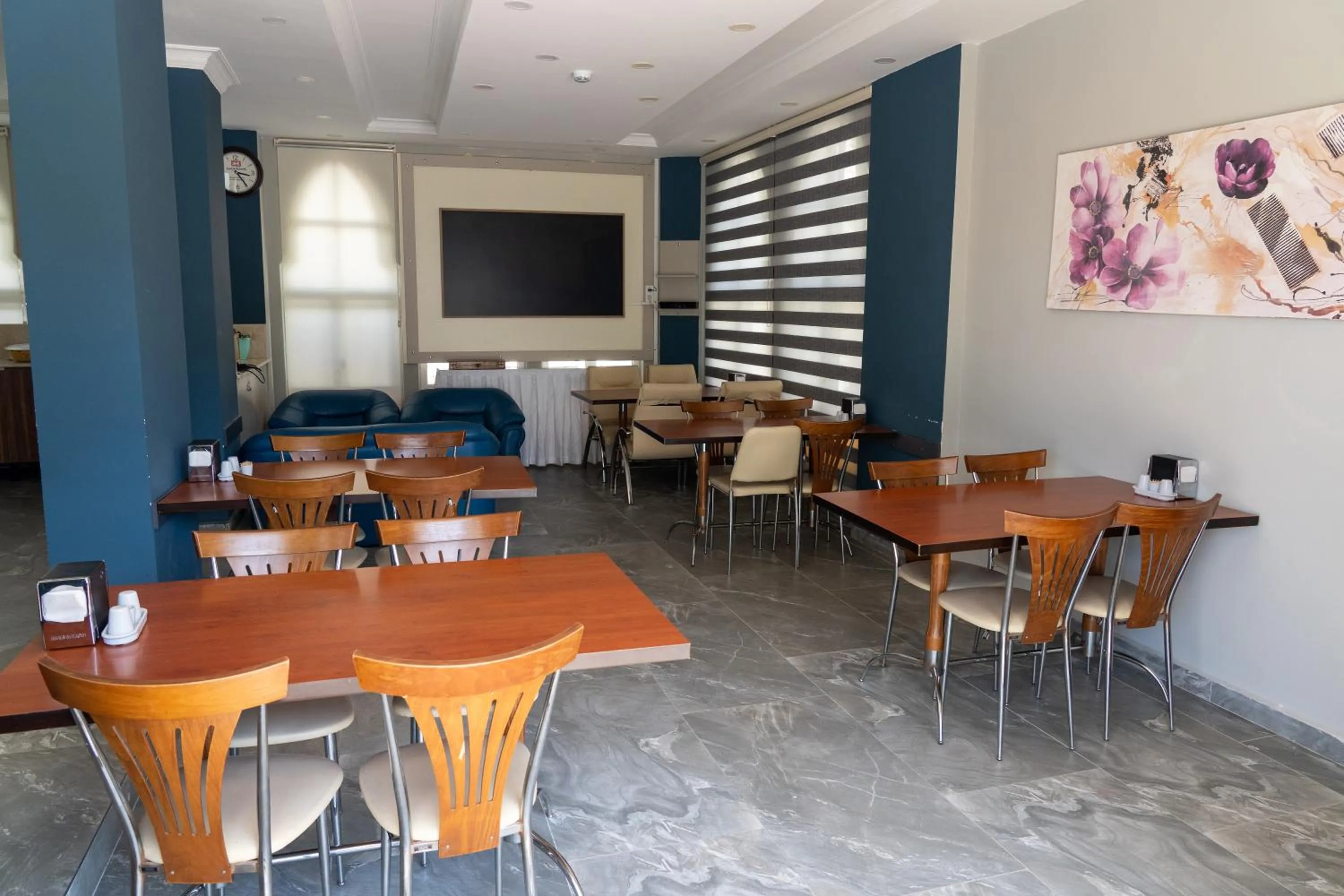 Breakfast in Eroglu City Hotel