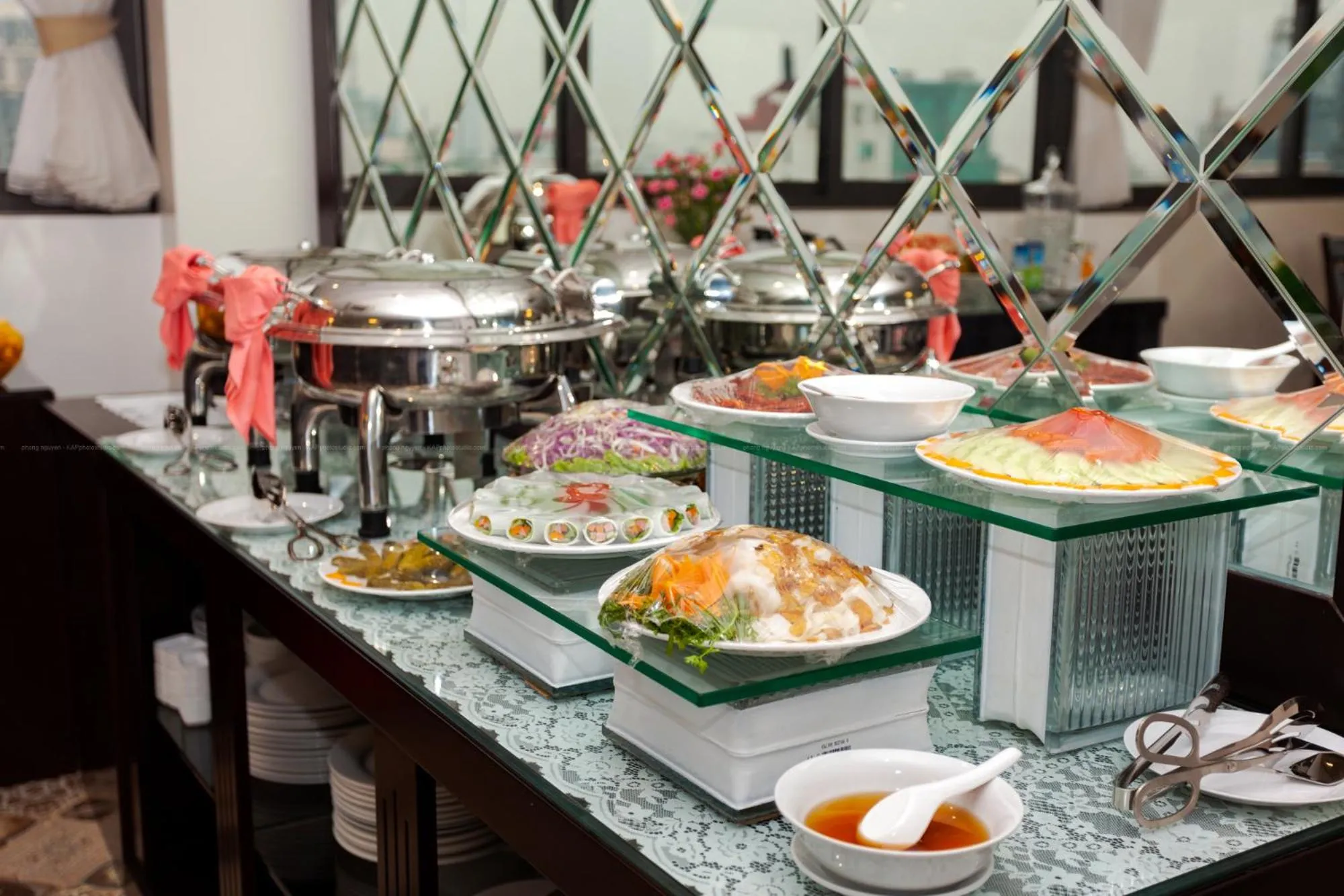 Restaurant/places to eat in Hotel De La Seine