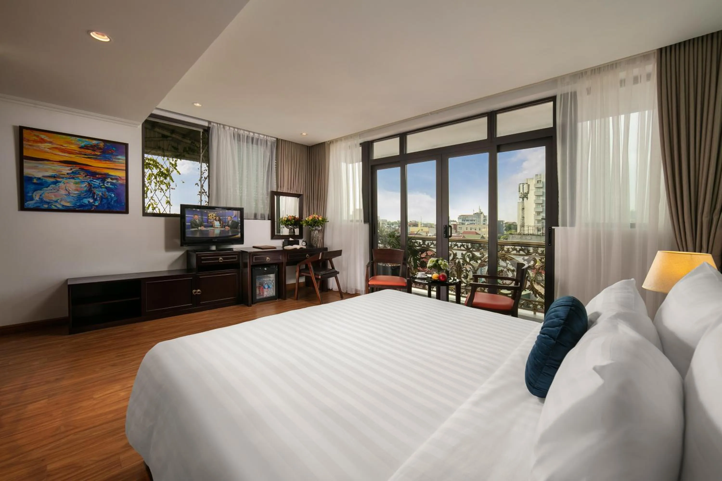 Photo of the whole room, Bed in Hotel De La Seine