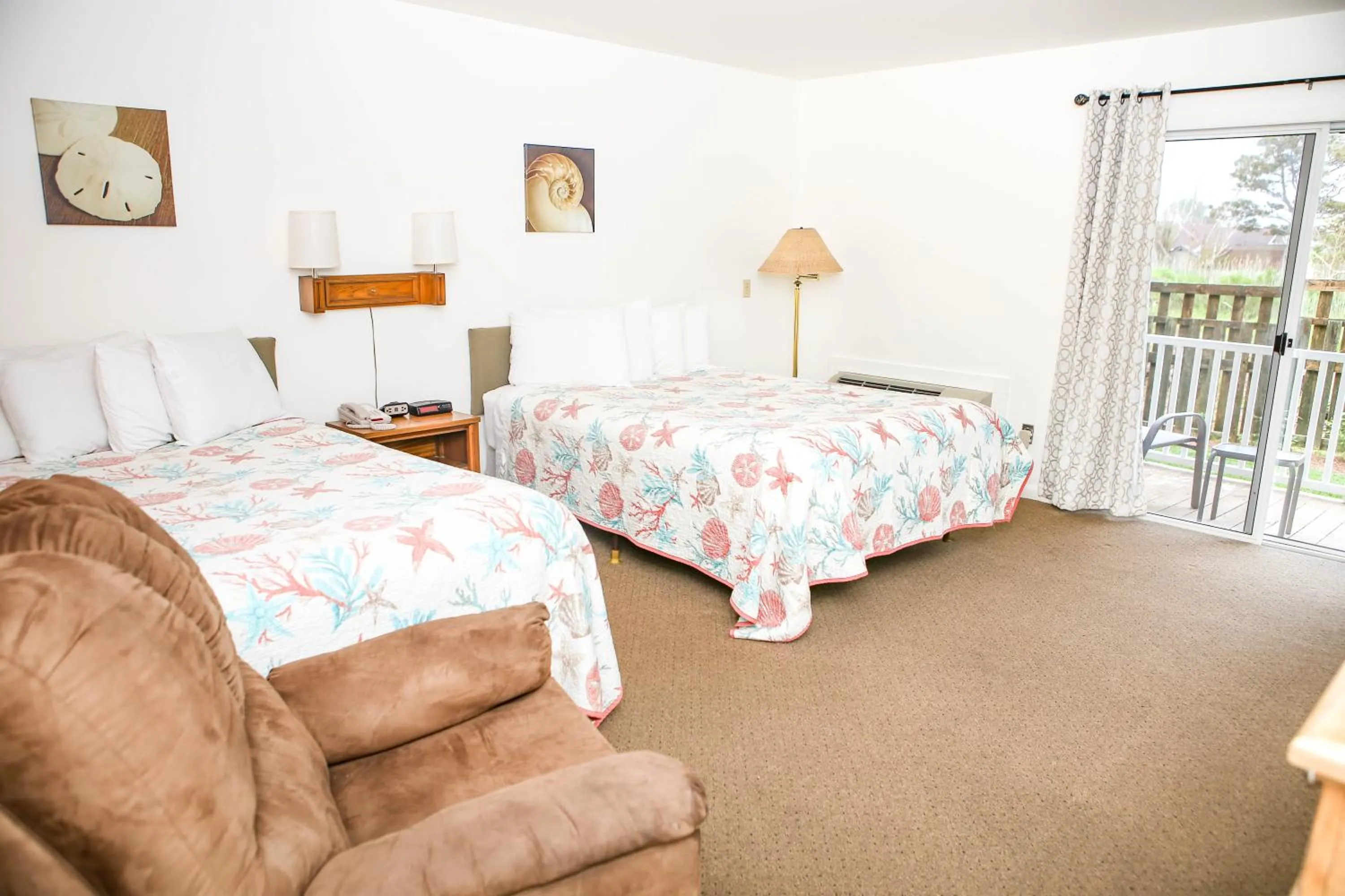 Bed in Waterside Inn