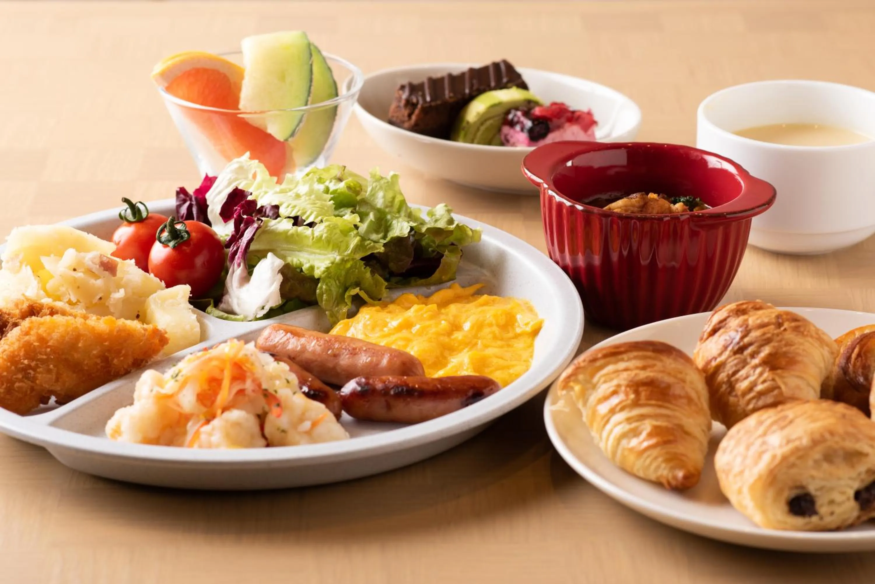 Buffet breakfast in Hotel Vista Fukuoka Nakasu-Kawabata