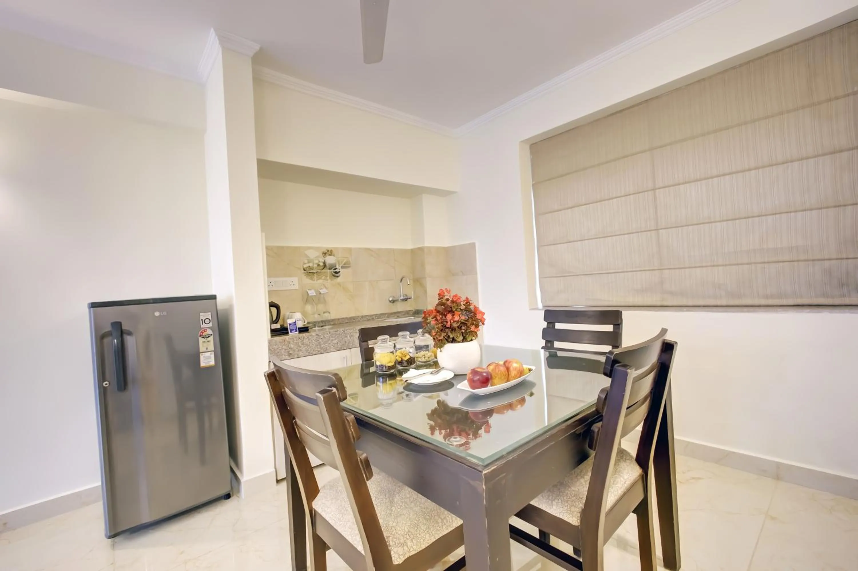 Food and drinks in Cygnett Resort Mountain Breeze