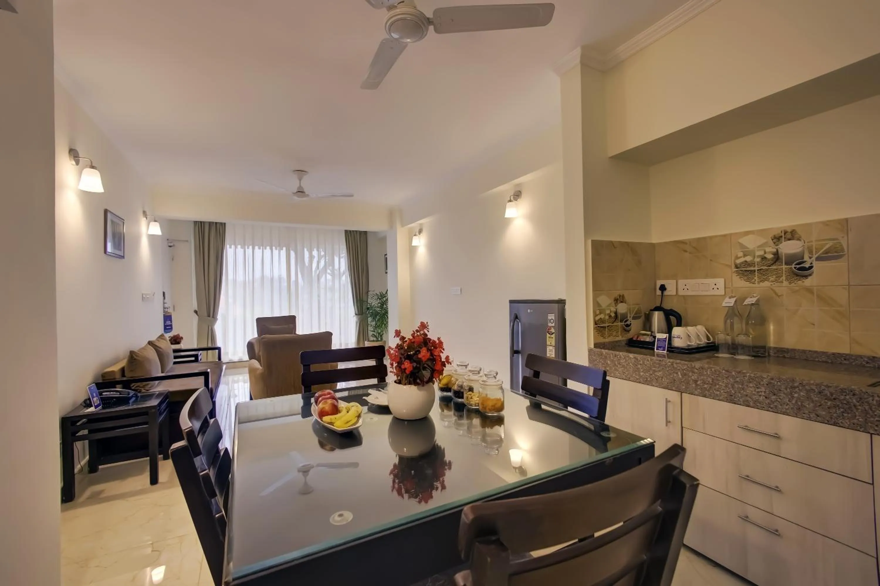 Dining area in Cygnett Resort Mountain Breeze