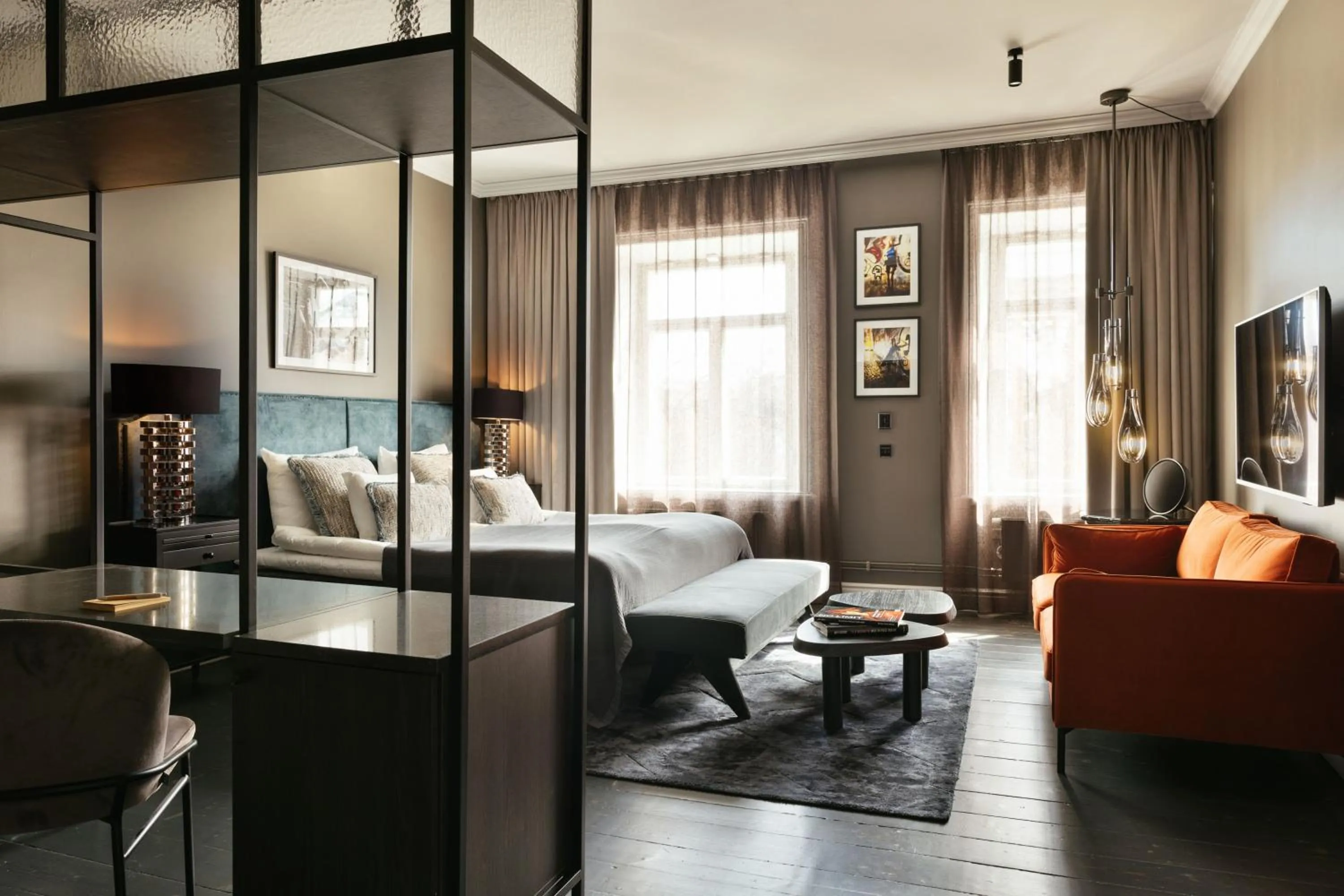 Photo of the whole room, Bed in Pop House Hotel