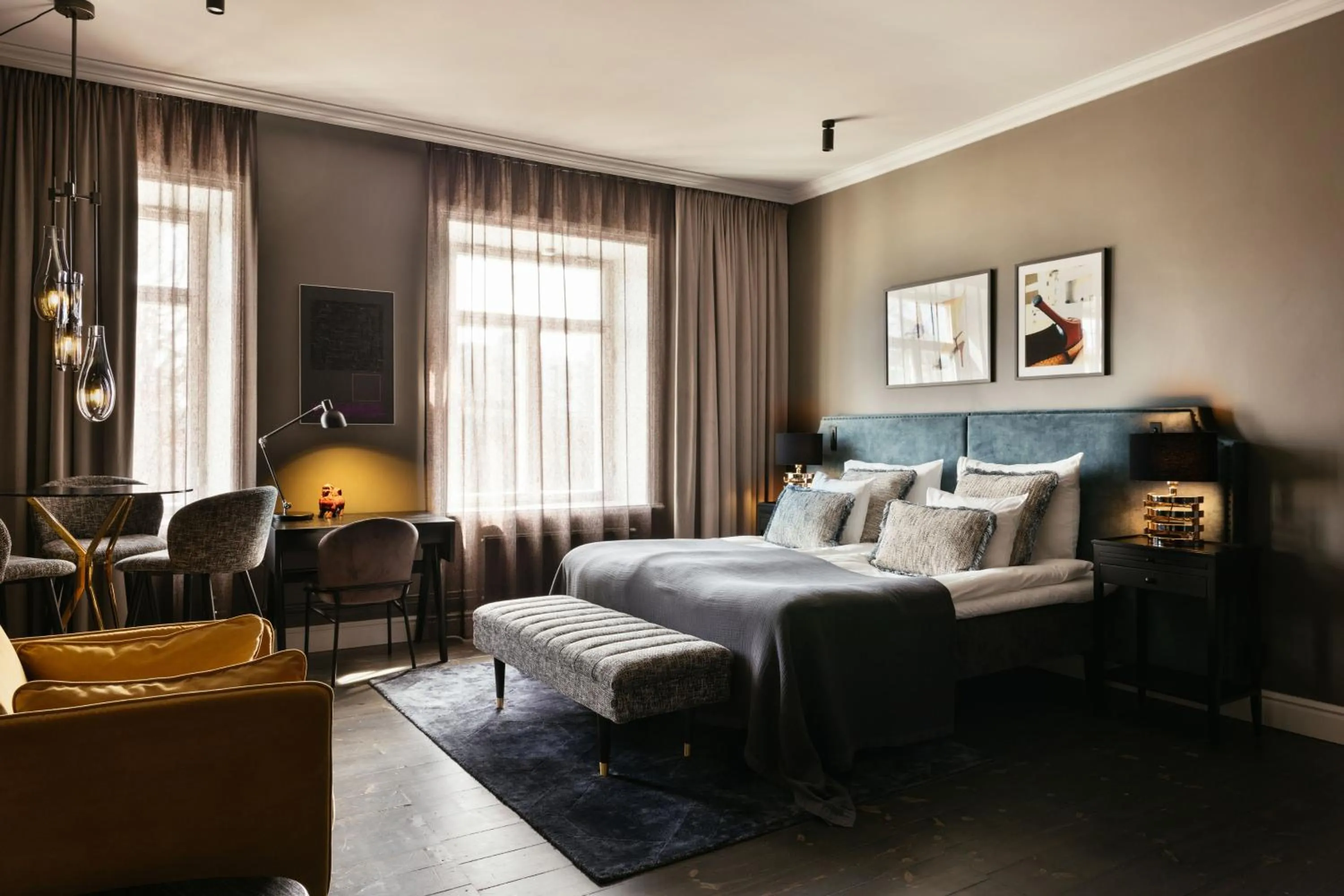 Photo of the whole room, Bed in Pop House Hotel