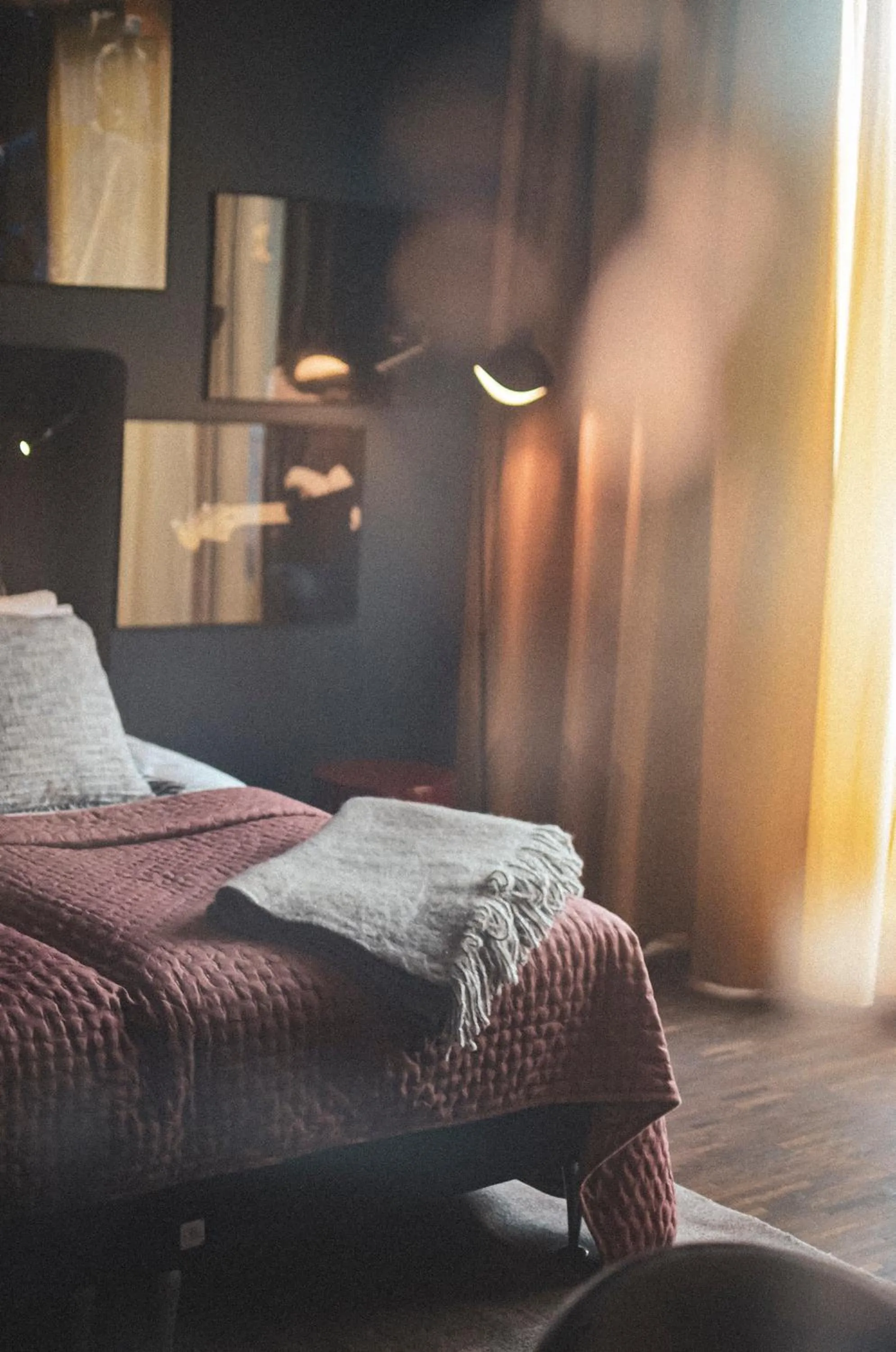 Property building, Bed in Pop House Hotel