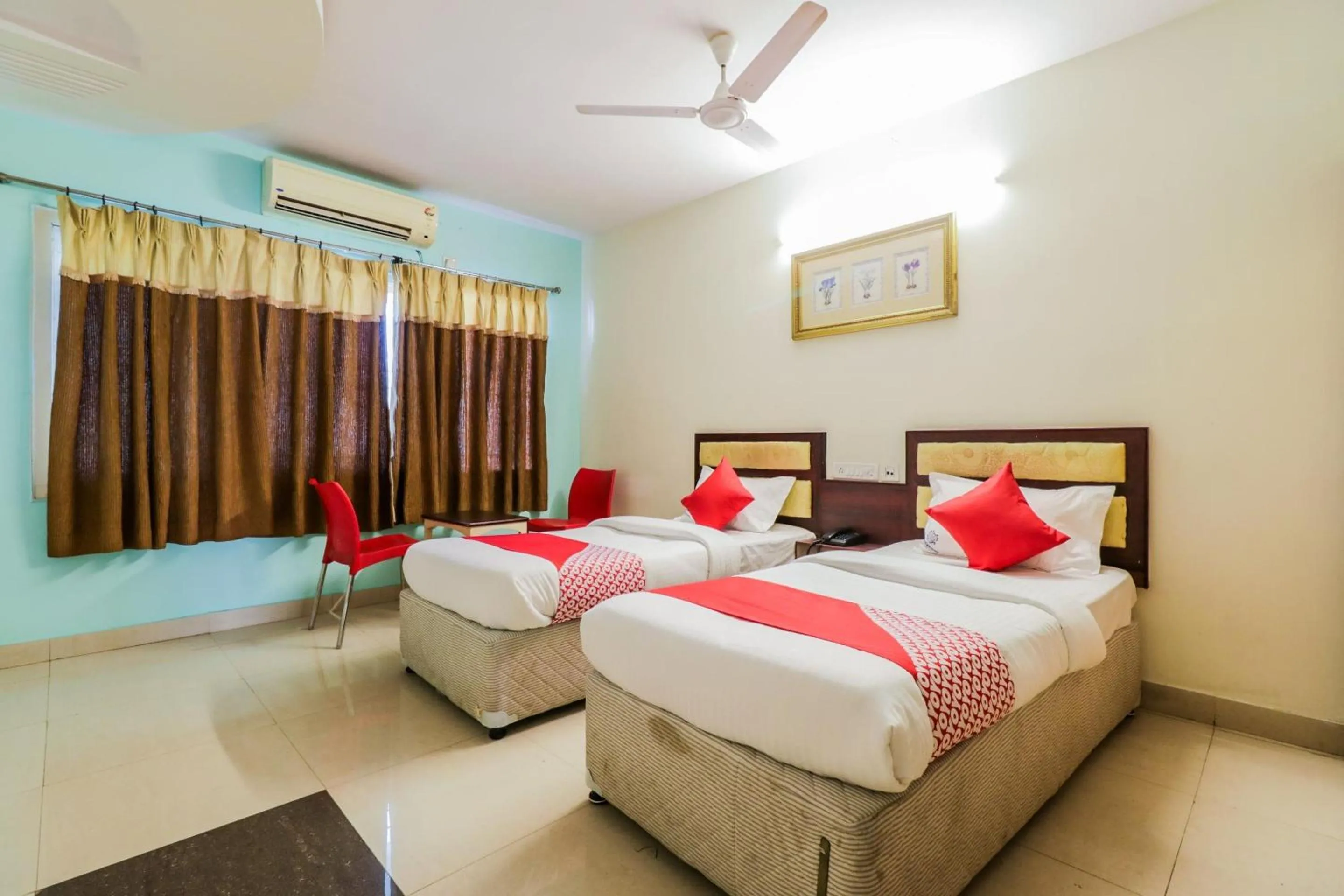 Bedroom, Bed in Hotel O Parnasala Princely