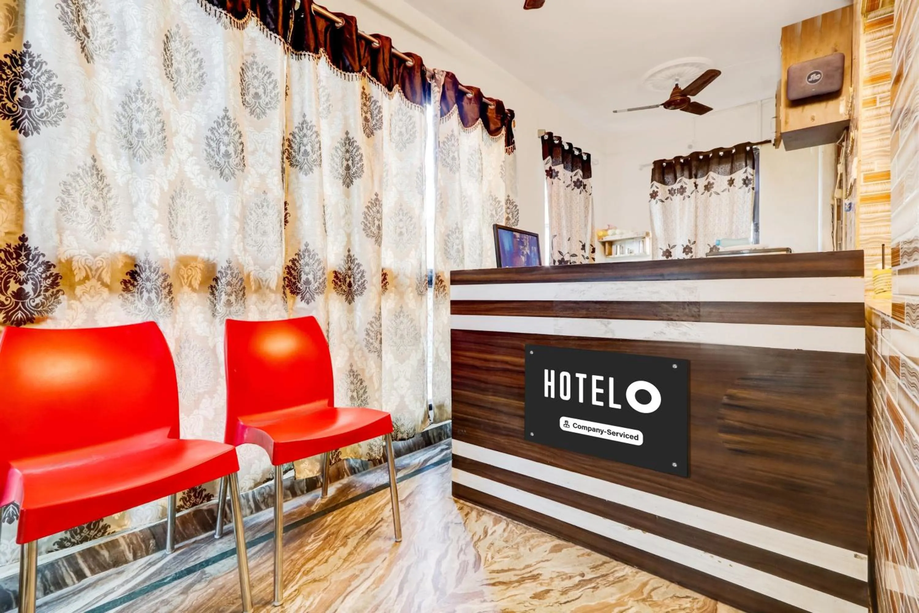 Lobby or reception in Super Hotel O Adarsh Nagar Near Kavya Hospital