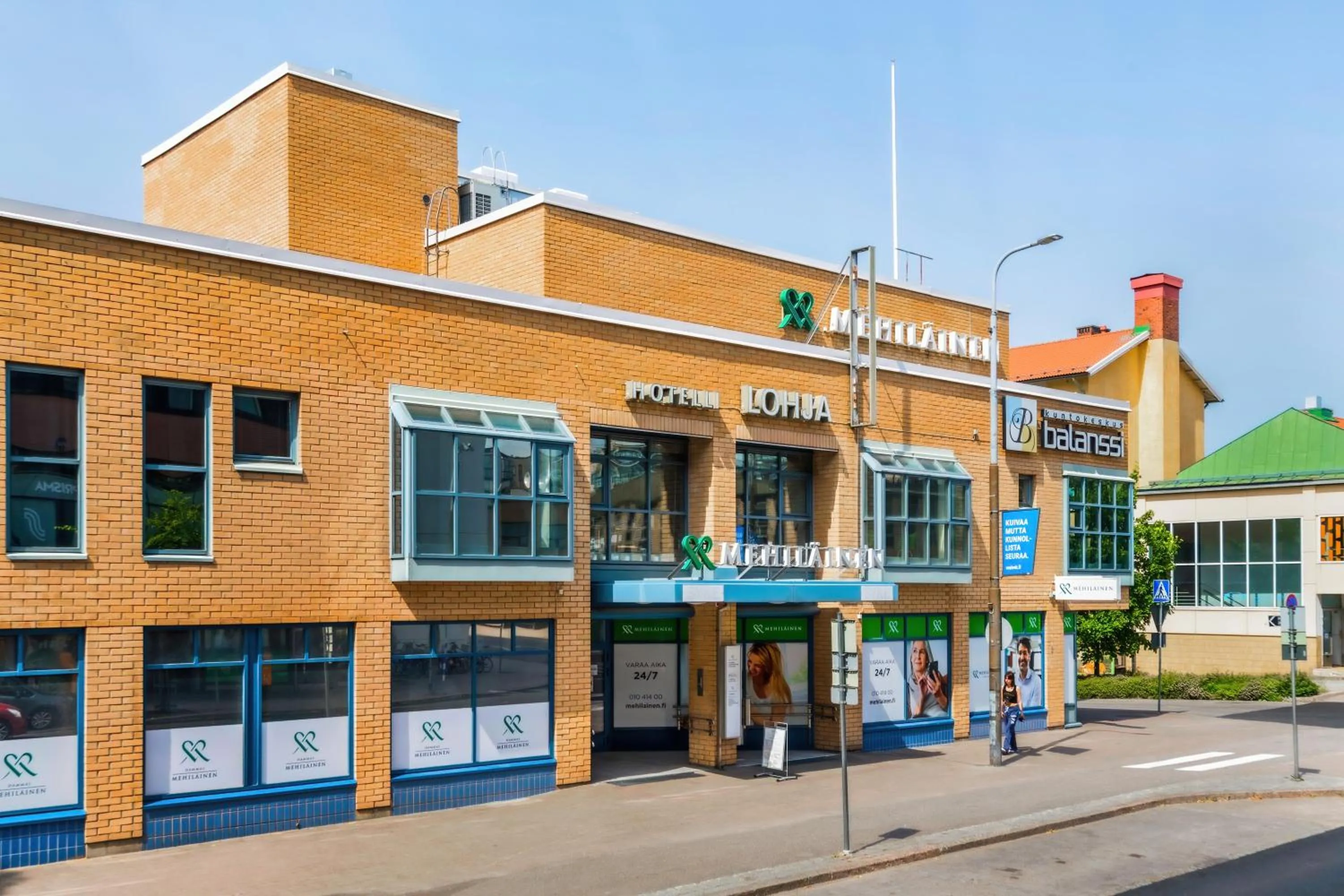 Facade/entrance in Hiisi Hotel Lohja