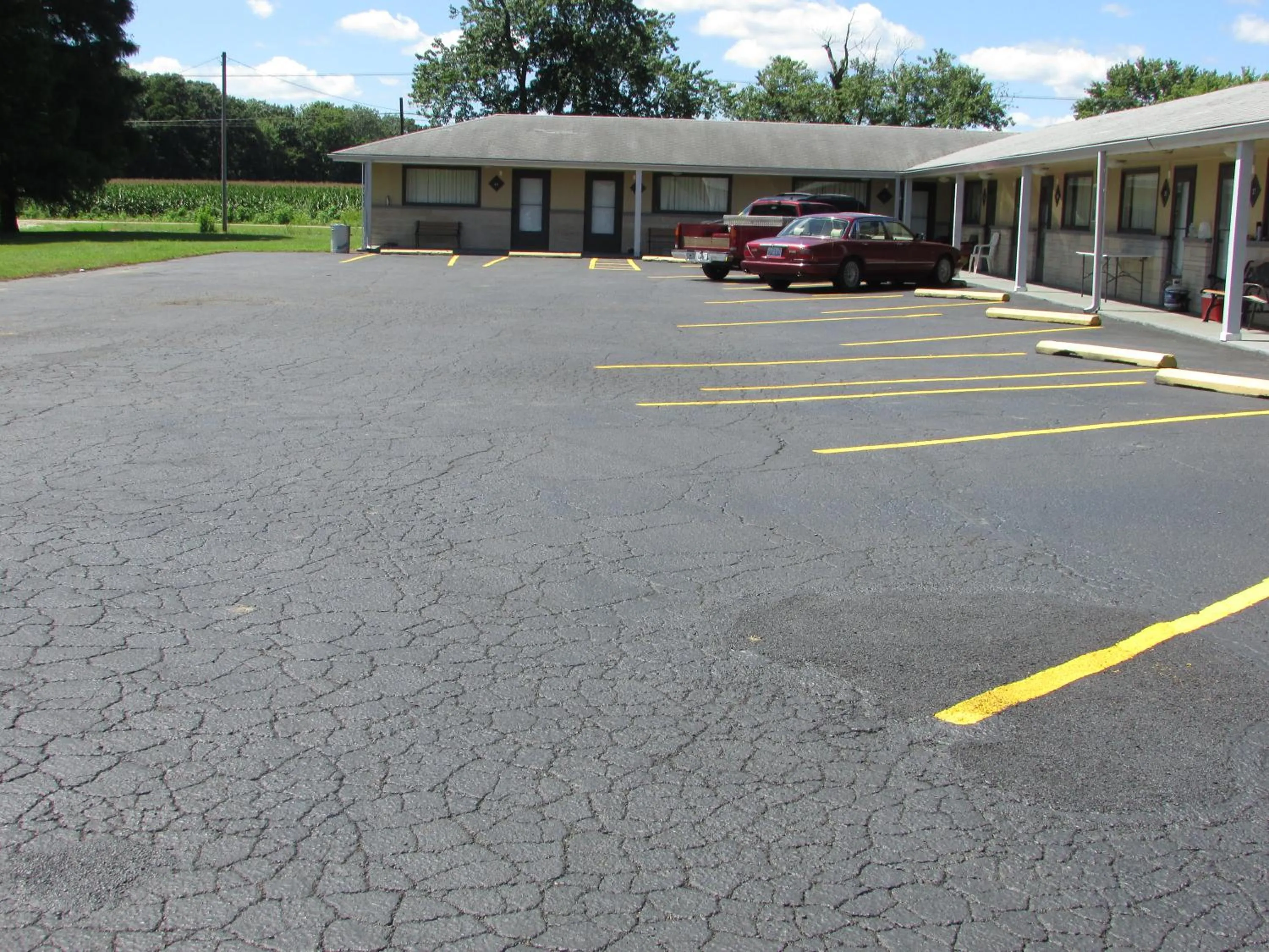 Property building in Gas Lite Motel Lawrenceville