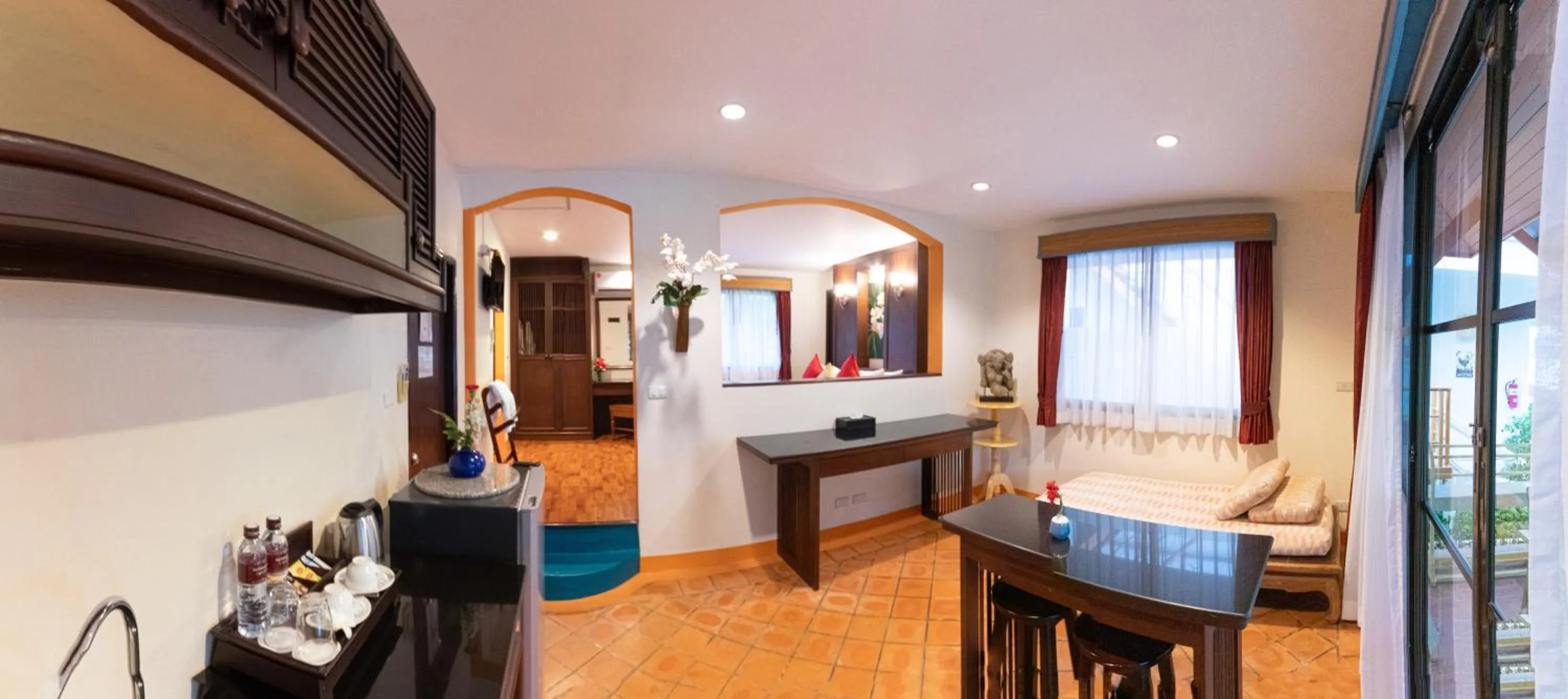 Living room in Aochalong Villa Resort & Spa - SHA Plus