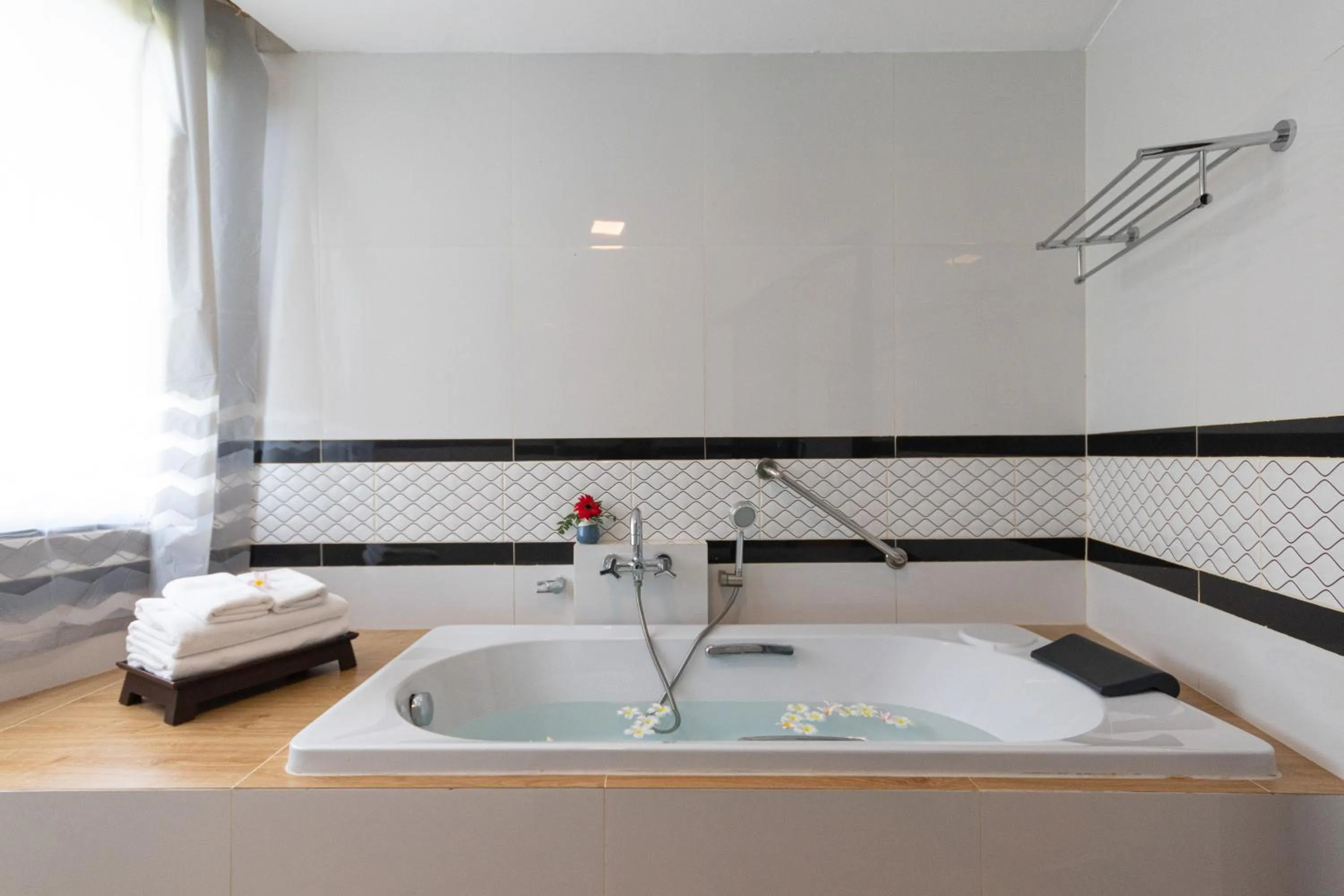 Bath in Aochalong Villa Resort & Spa - SHA Plus