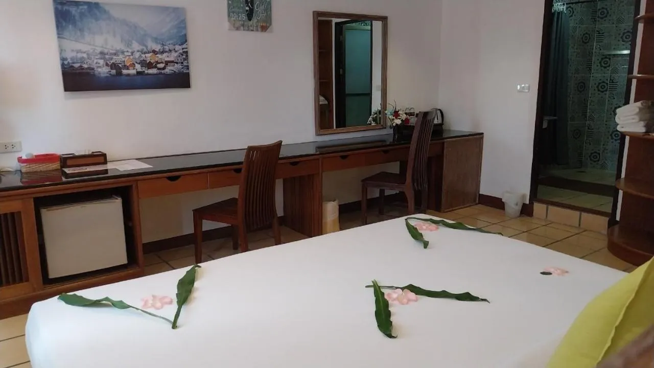 Photo of the whole room, Bed in Aochalong Villa Resort & Spa - SHA Plus