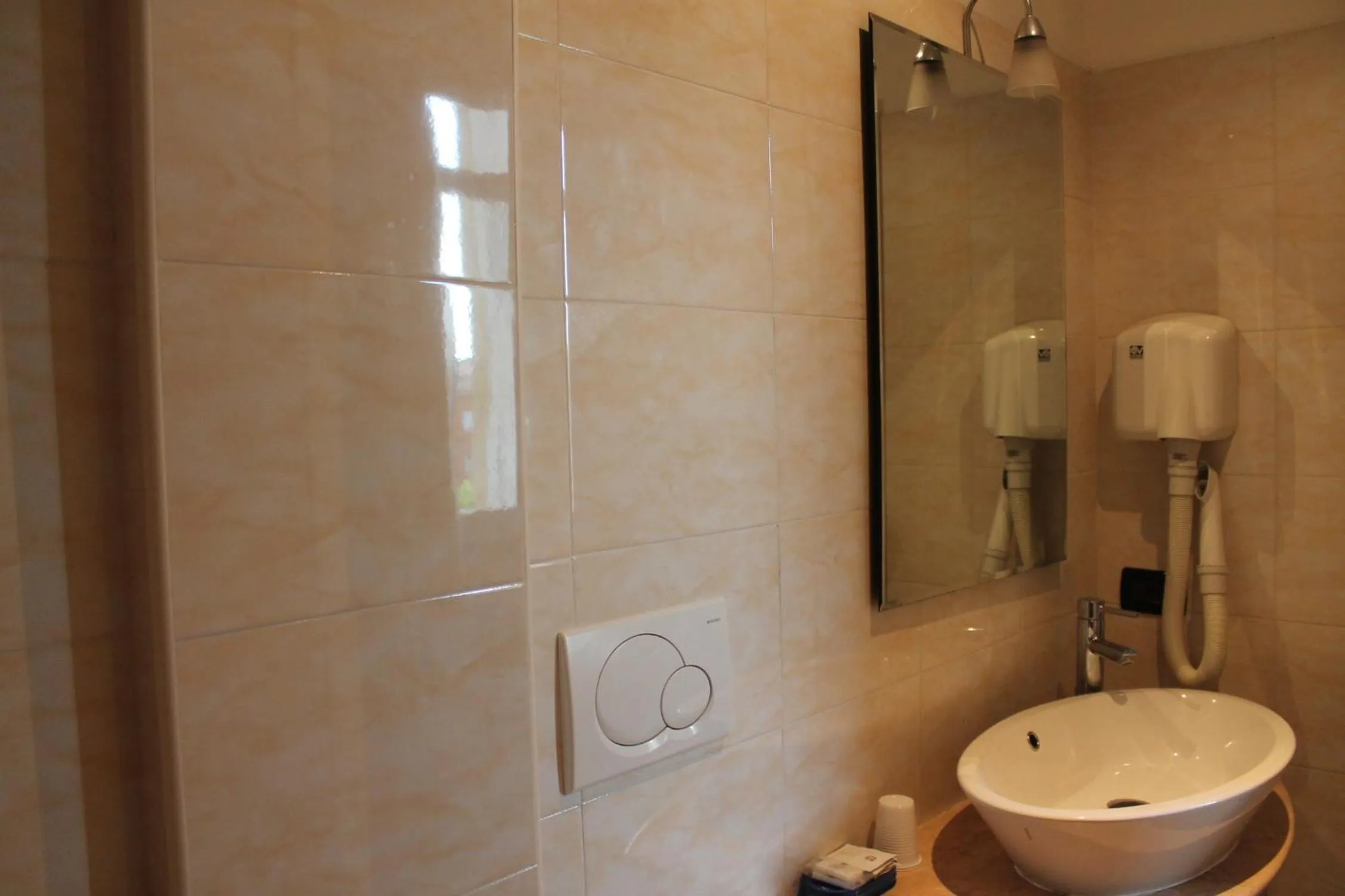 Bathroom in Hotel Laguna Residence