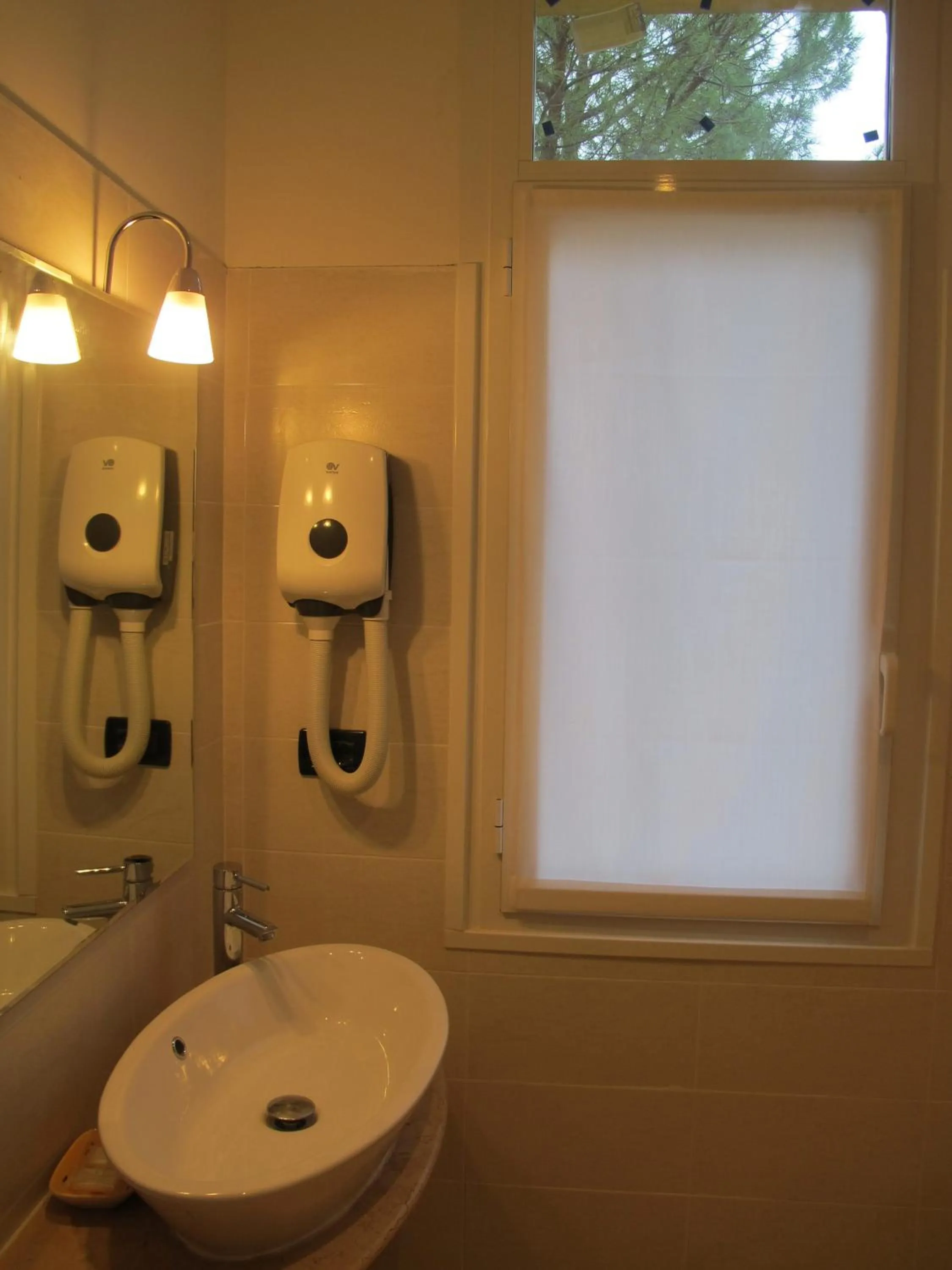 Bathroom in Hotel Laguna Residence