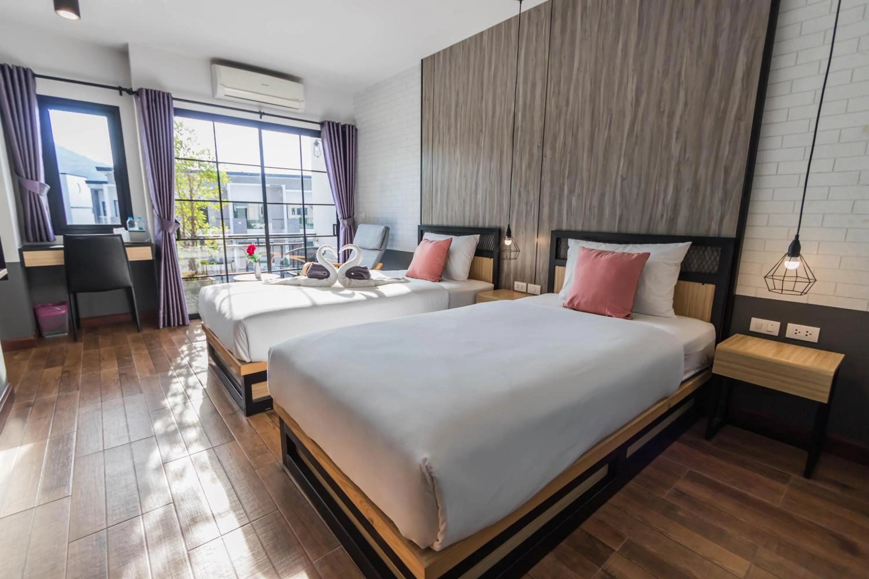 Bed in PP GRAND KAMALA HOTEL-SHA Extra Plus