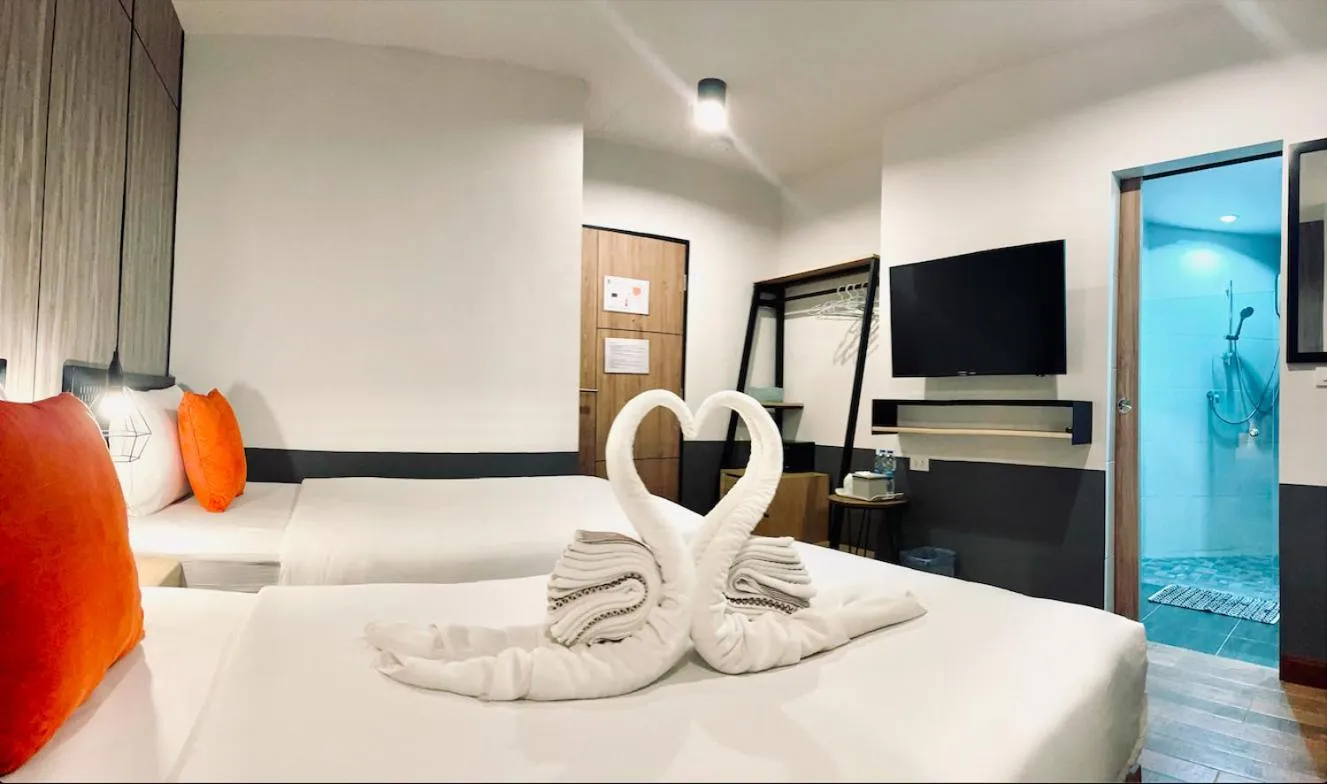 Bed in PP GRAND KAMALA HOTEL-SHA Extra Plus