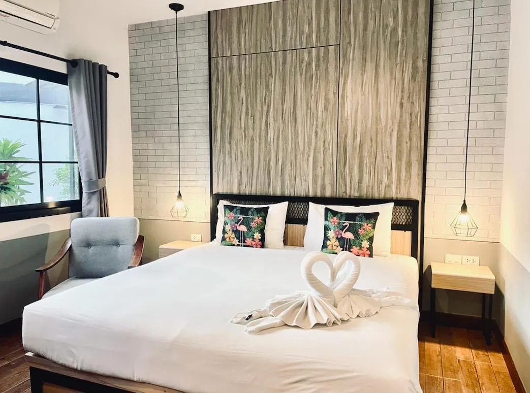 Bed in PP GRAND KAMALA HOTEL-SHA Extra Plus