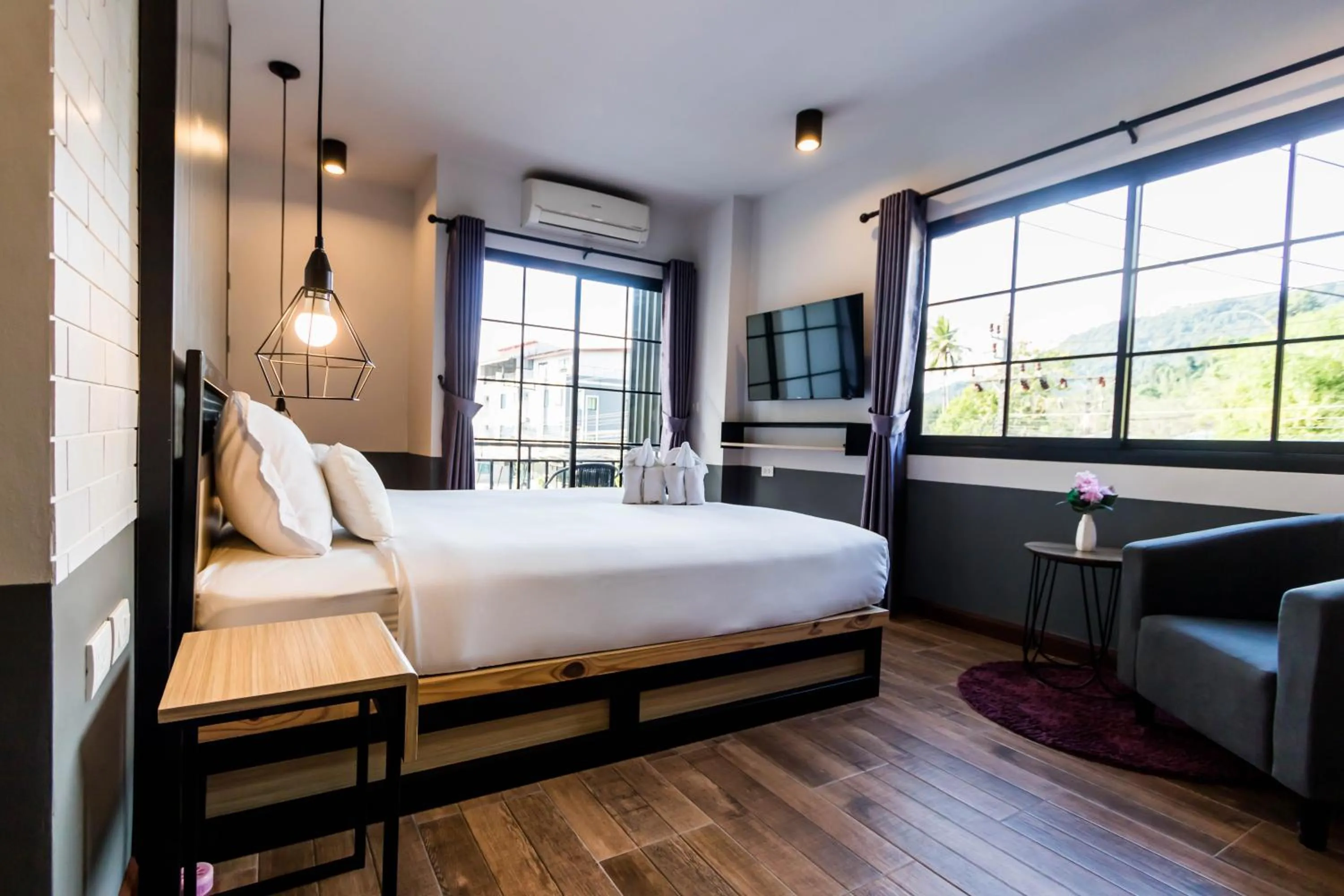 Bed in PP GRAND KAMALA HOTEL-SHA Extra Plus