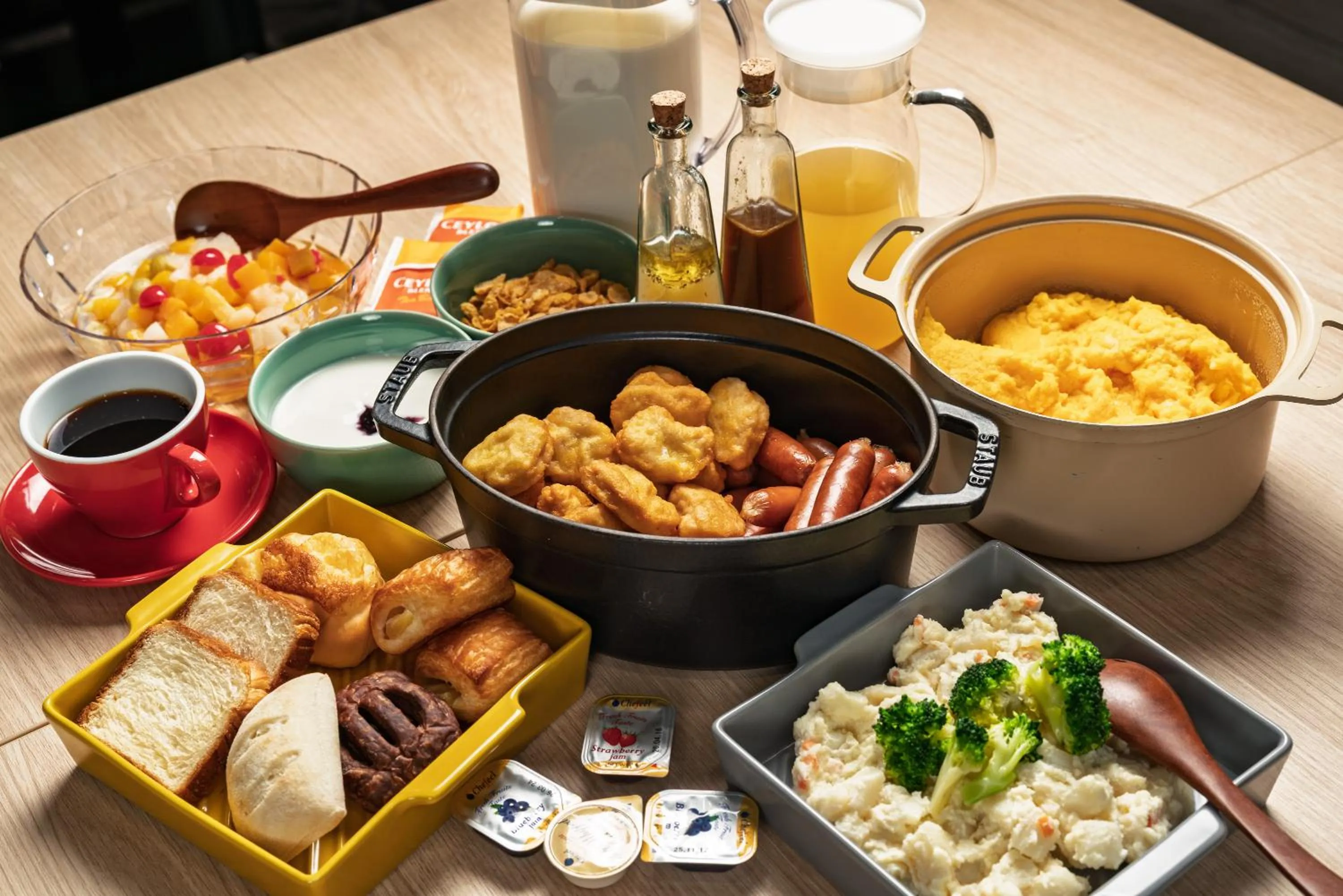 Buffet breakfast in Grids Tokyo Ueno Hotel&Hostel