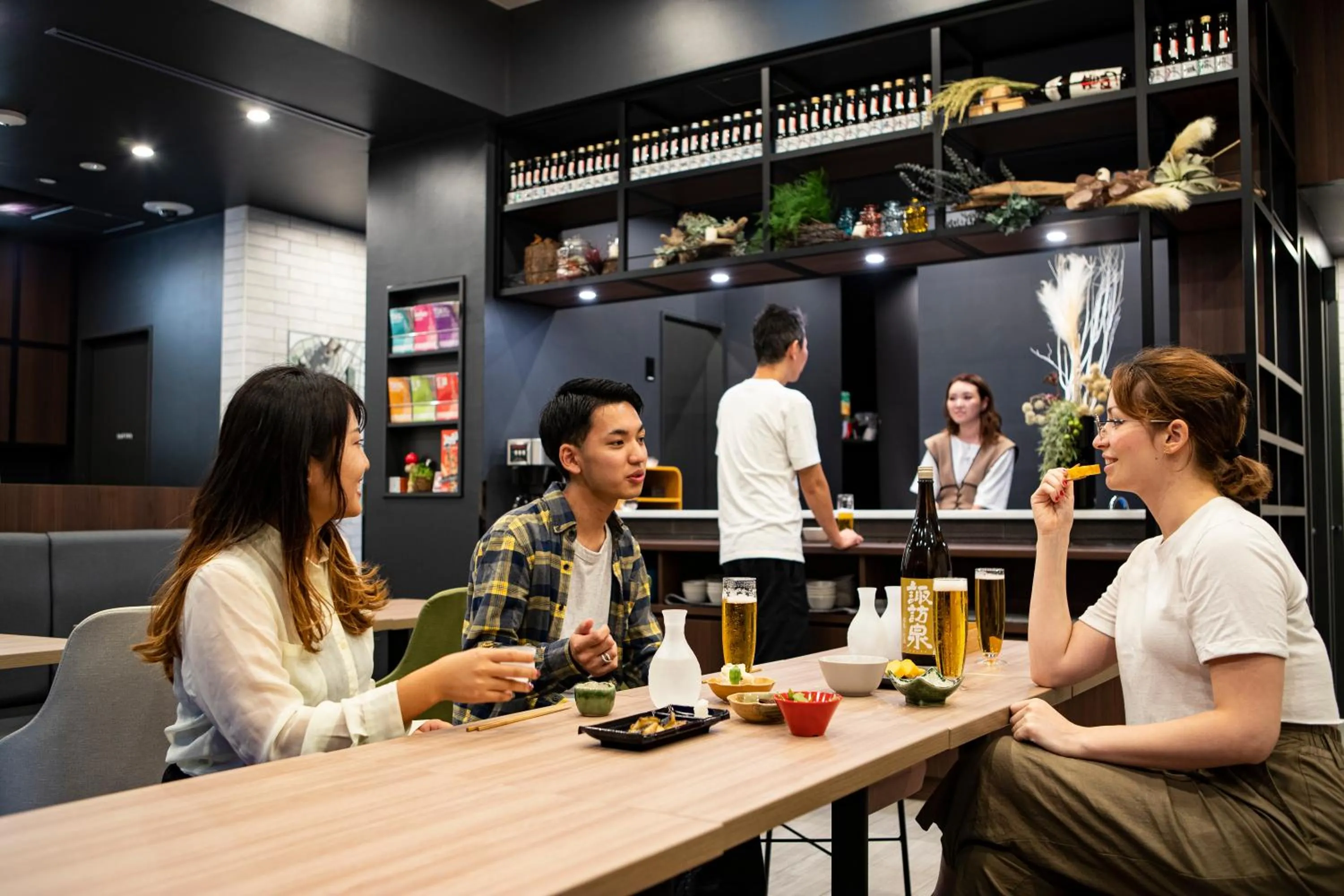 Lounge or bar in Grids Tokyo Ueno Hotel&Hostel