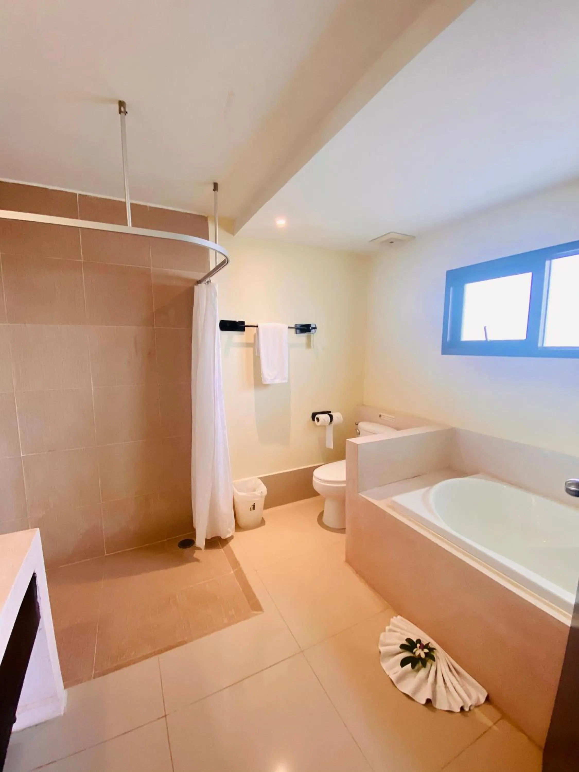 Bathroom in Palm Galleria Resort