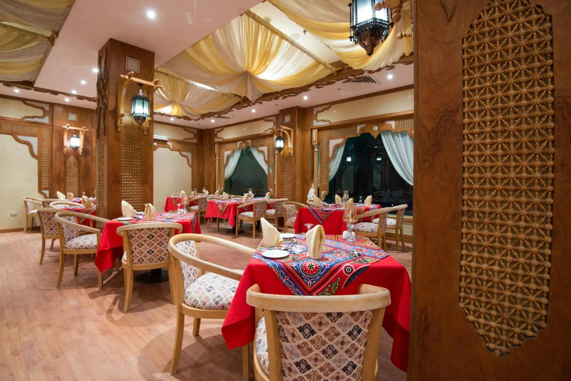 Restaurant/places to eat in Imperial Shams Abu Soma