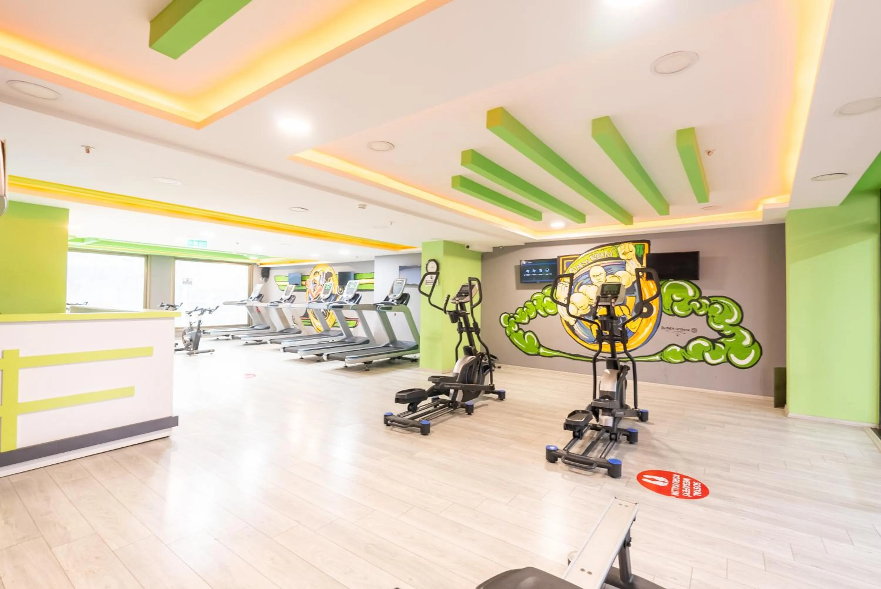 Fitness centre/facilities in Valens Hotel Downtown