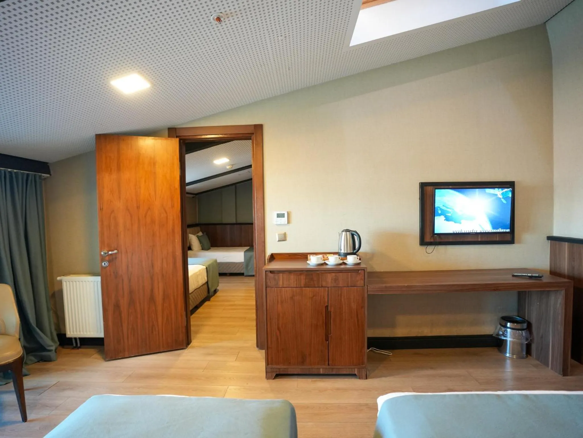 Bed in Valens Hotel Downtown